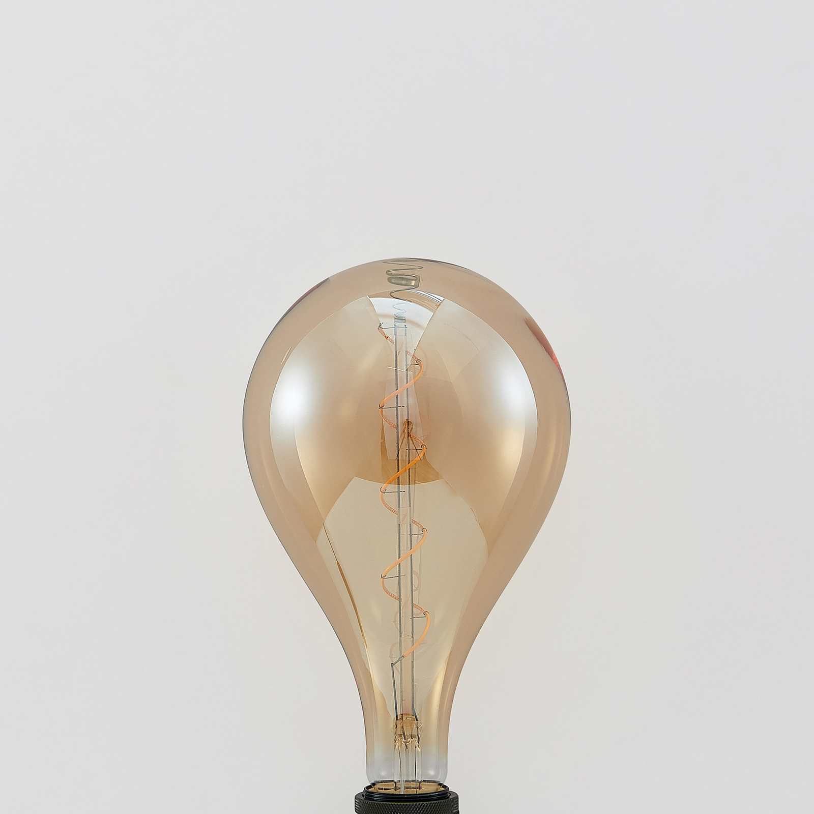 Lucande LED lamp E27 A160 4W 2.700K dimbaar amber