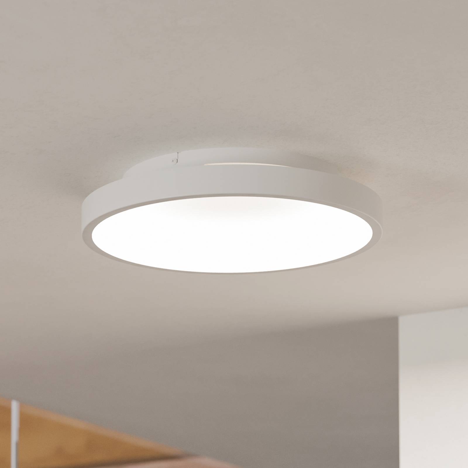 Wandleuchte Stillington 1 aus Stahl mit Holzdetail günstig online kaufen