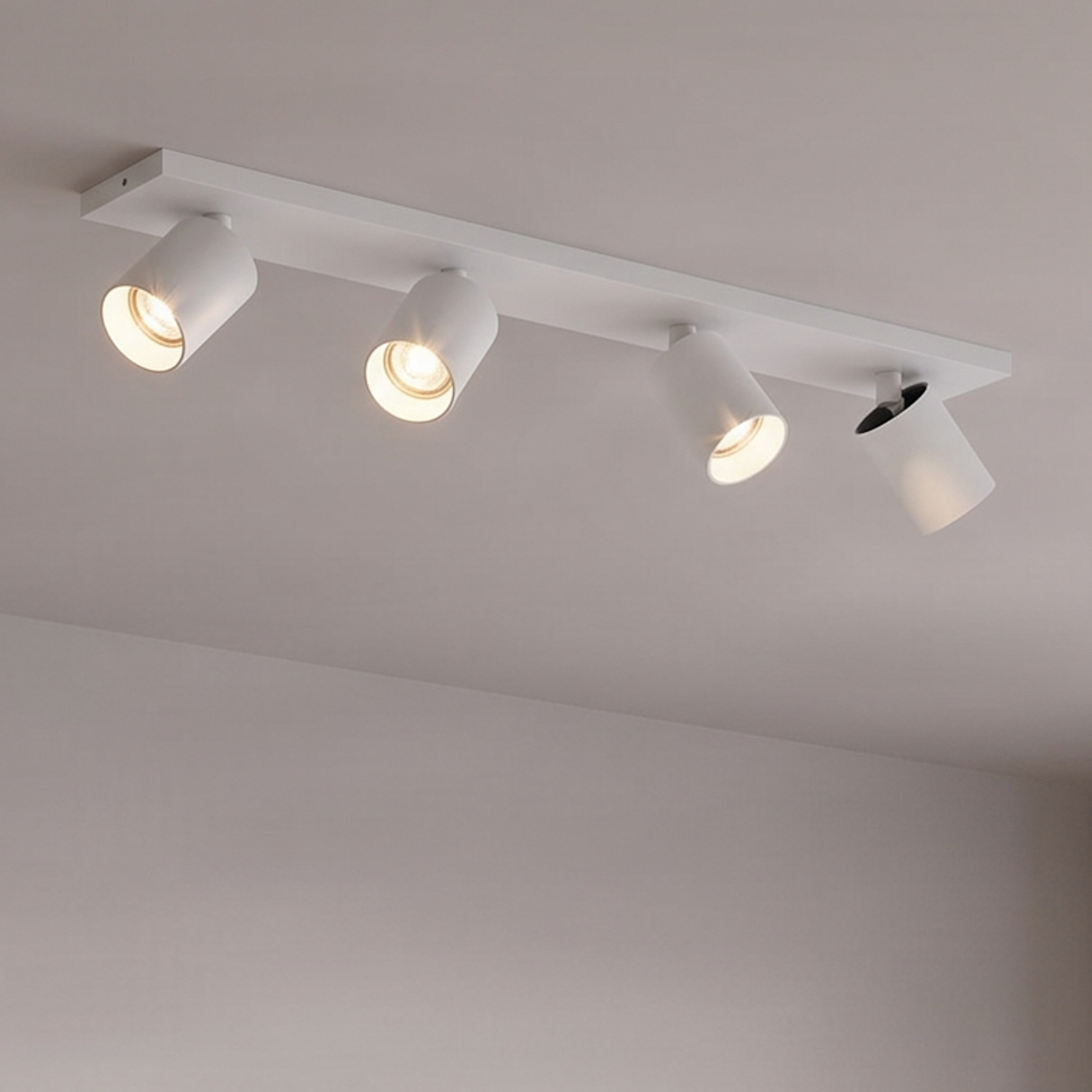 Arcchio faretto Brinja, bianco, angolare, Ø 7 cm, 4 luci, GU10