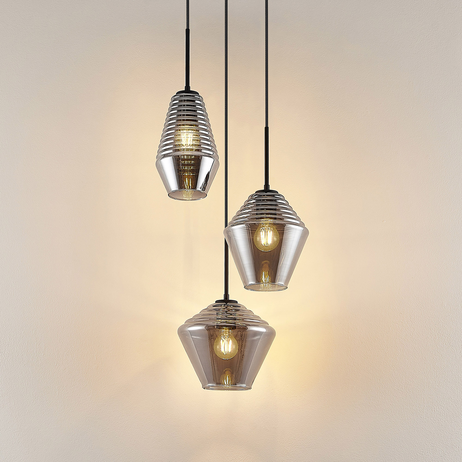 Lindby Ekkis hanglamp, 3-lamps, rond, rookgrijs