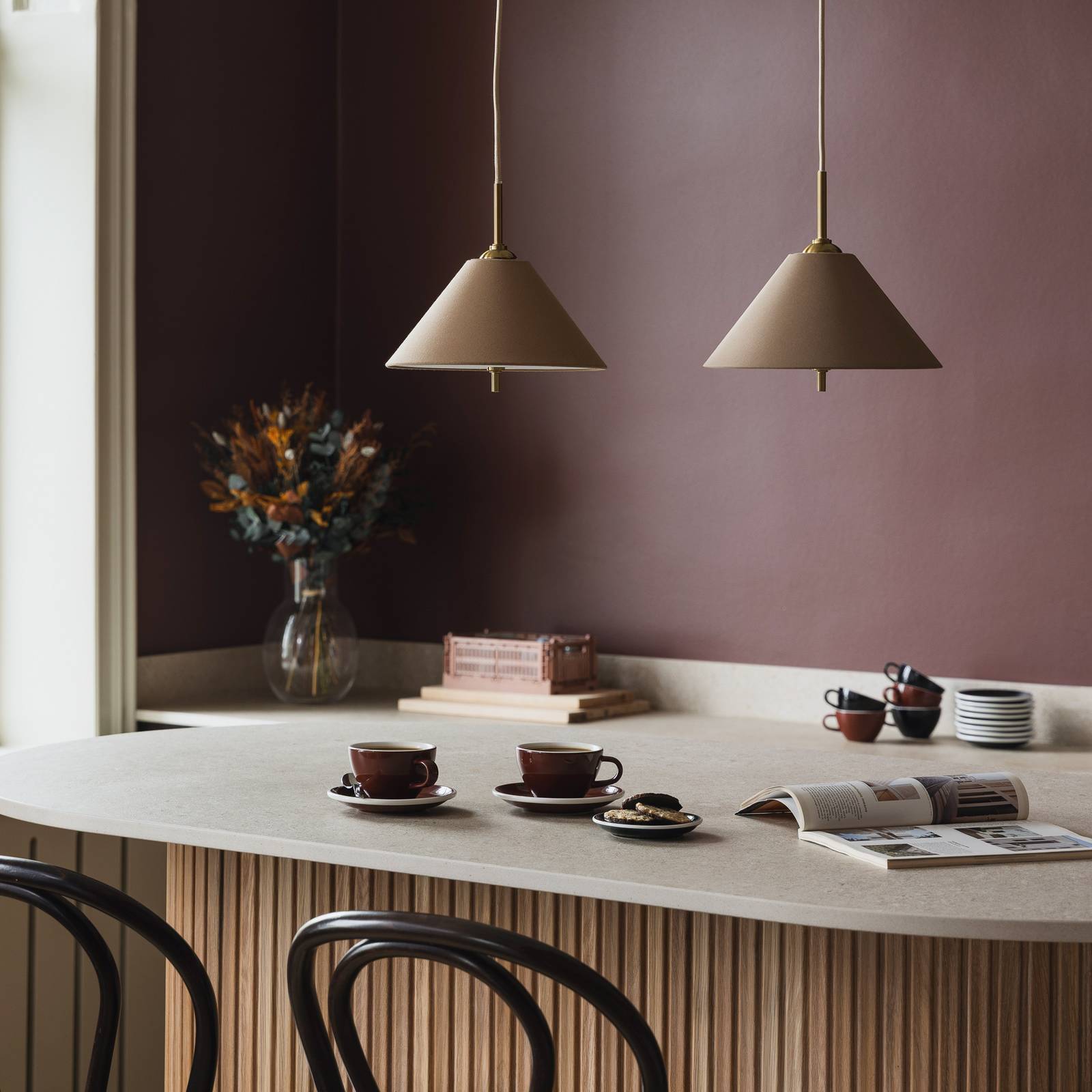 Globen Lighting żyrandol IRIS 25 w kolorze mokka, Ø 25 cm