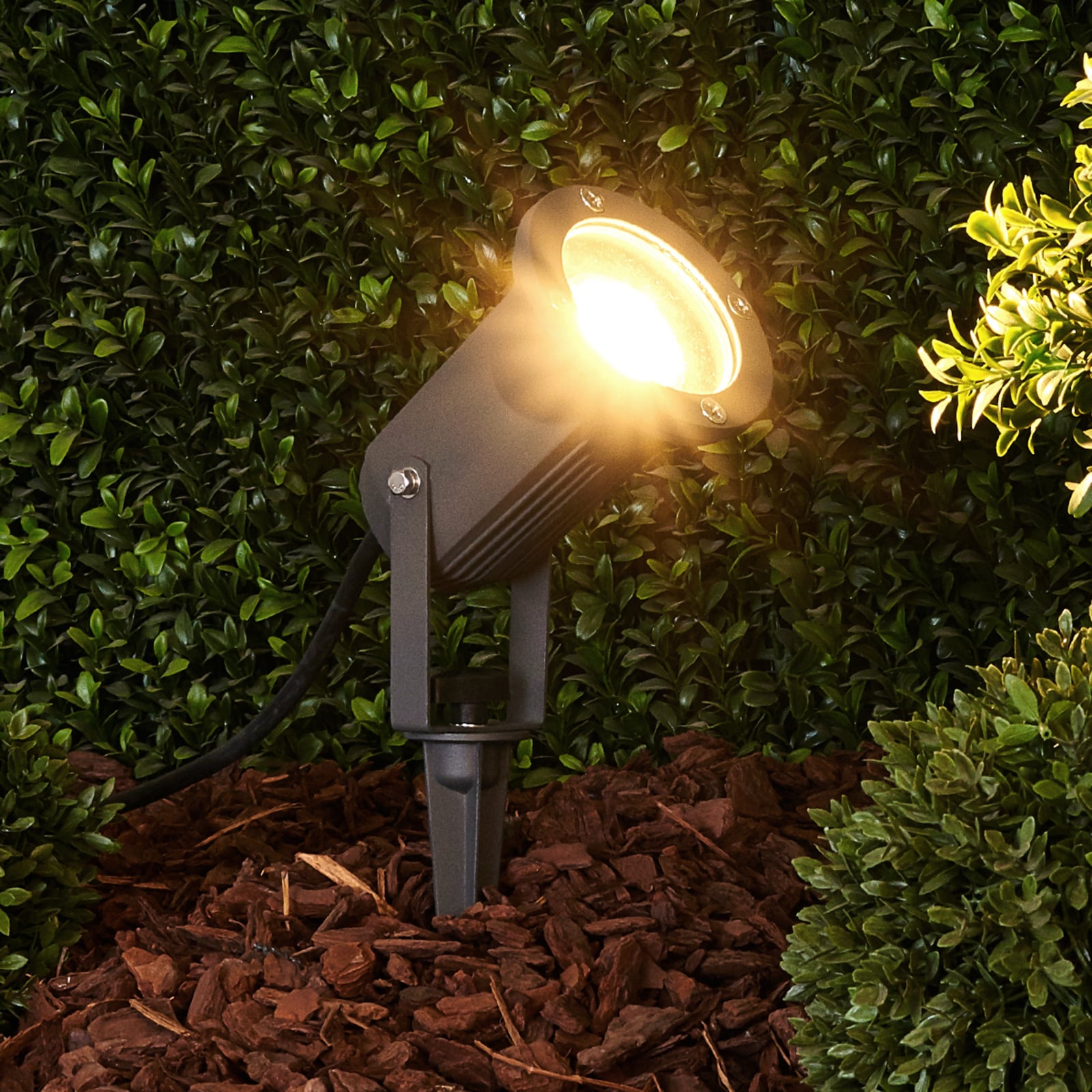 Dunkelgrauer GU10-Erdspießstrahler Spiky