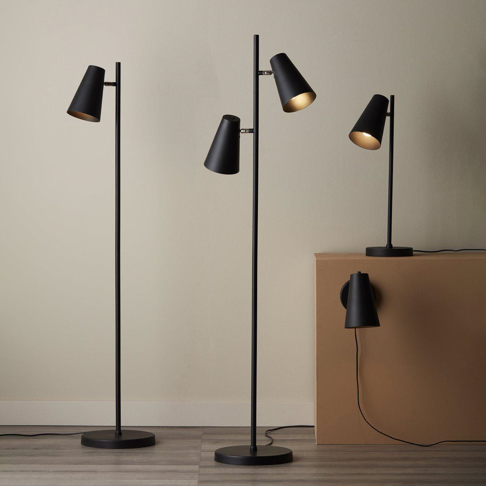 PR Home Cornet wandlamp met stekker, zwart
