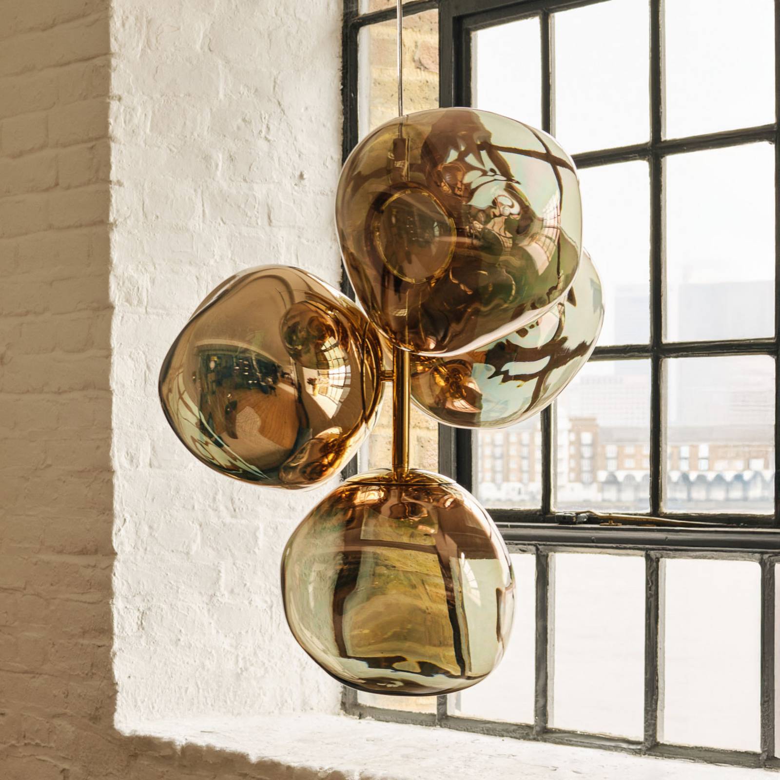 Levně Tom Dixon Tom Dixon LED závěsné světlo Melt Chandelier Mini, bronzová barva