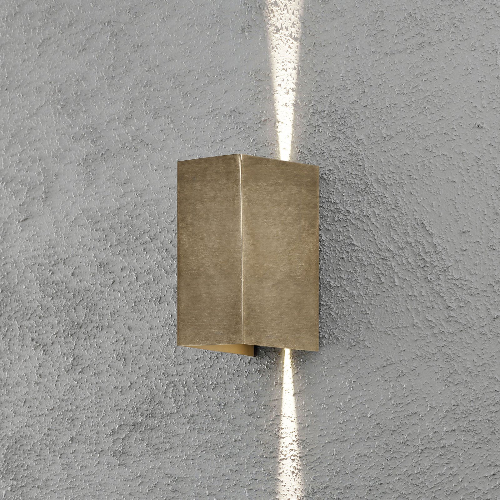 LED-Außenwandleuchte Cremona 8cm breit aus Messing
