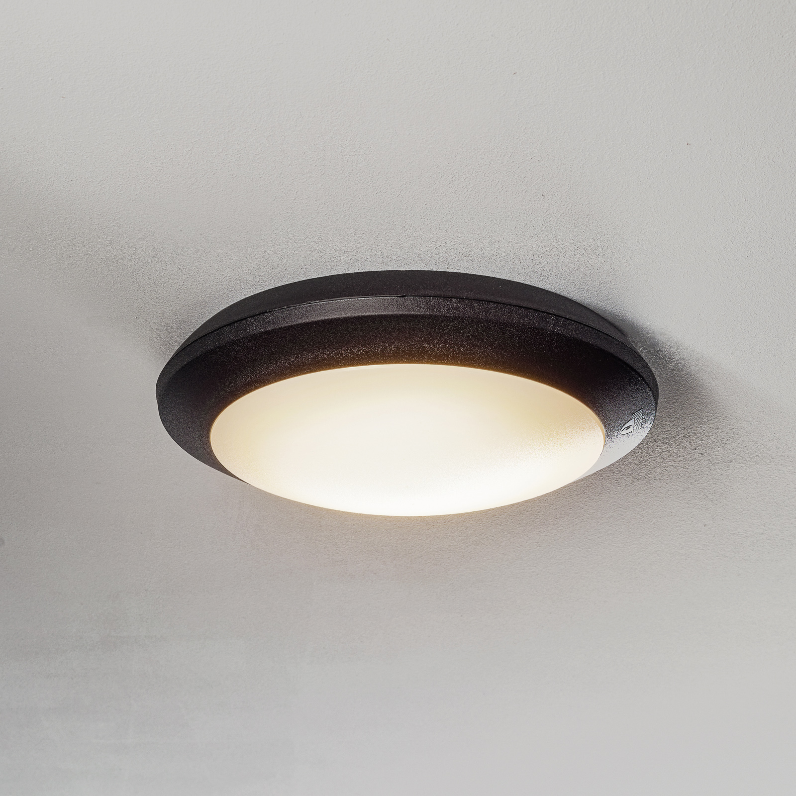 Sensor-LED-taklampe Umberta svart, CCT