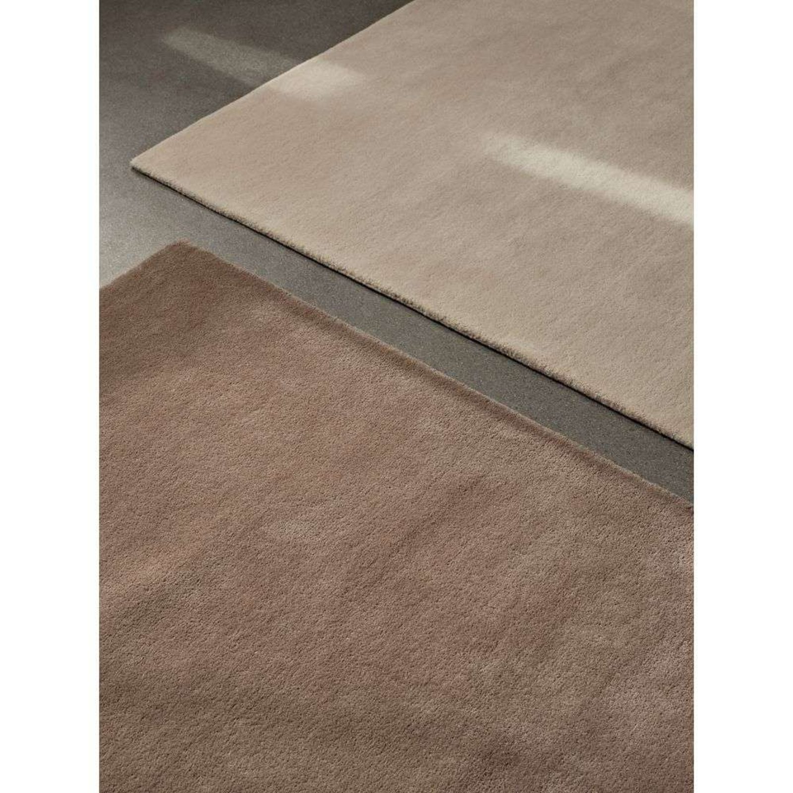 Stille Tufted Rug 140x200 Off-White - ferm LIVING