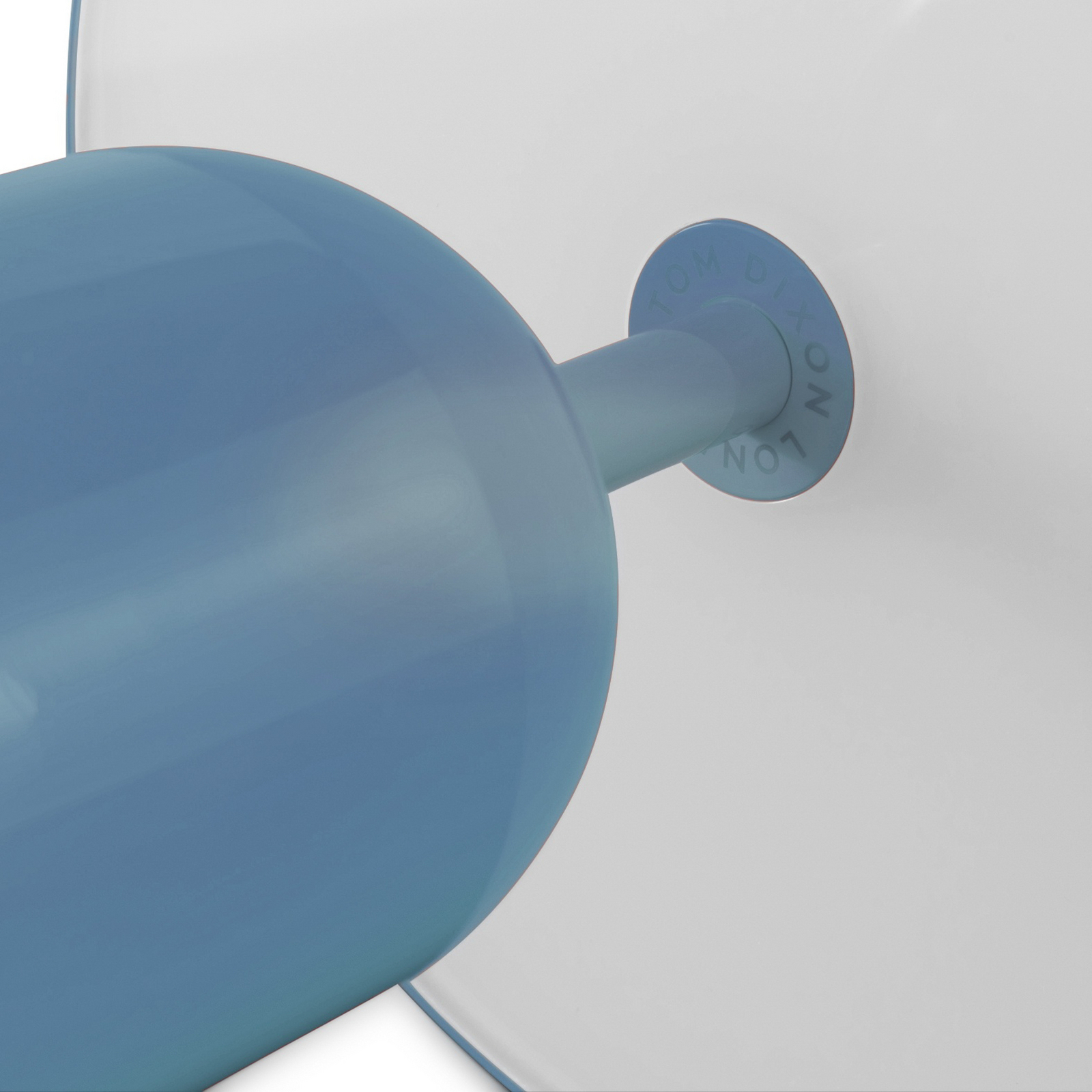 Tom Dixon Akku-Tischlampe BELL PORTABLE, hellblau 28 cm IP44