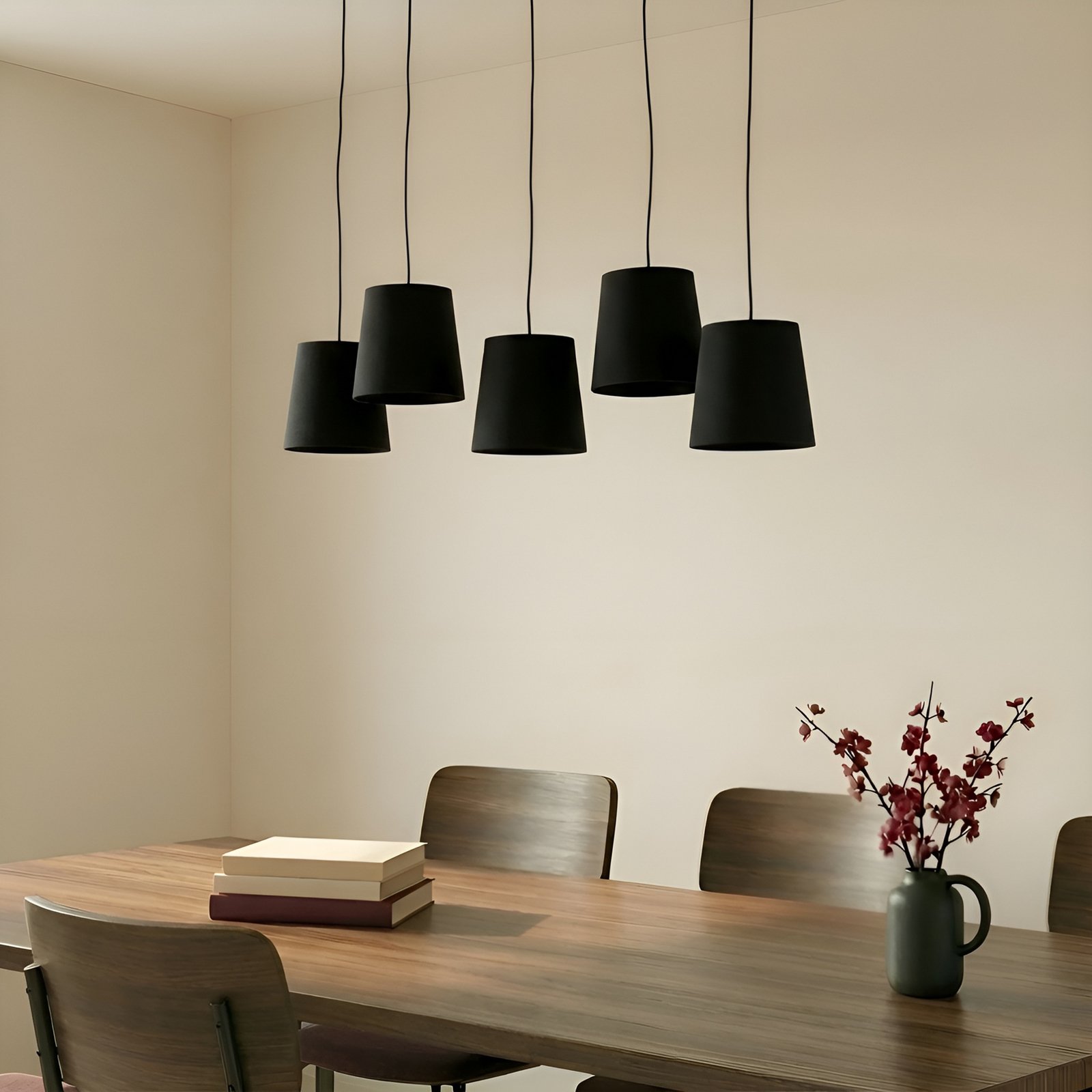 Lucande Thamila κρεμαστό φωτιστικό, μαύρο, δρυς Lucande Thamila κρεμαστό φωτιστικό, μαύρο, δρυς