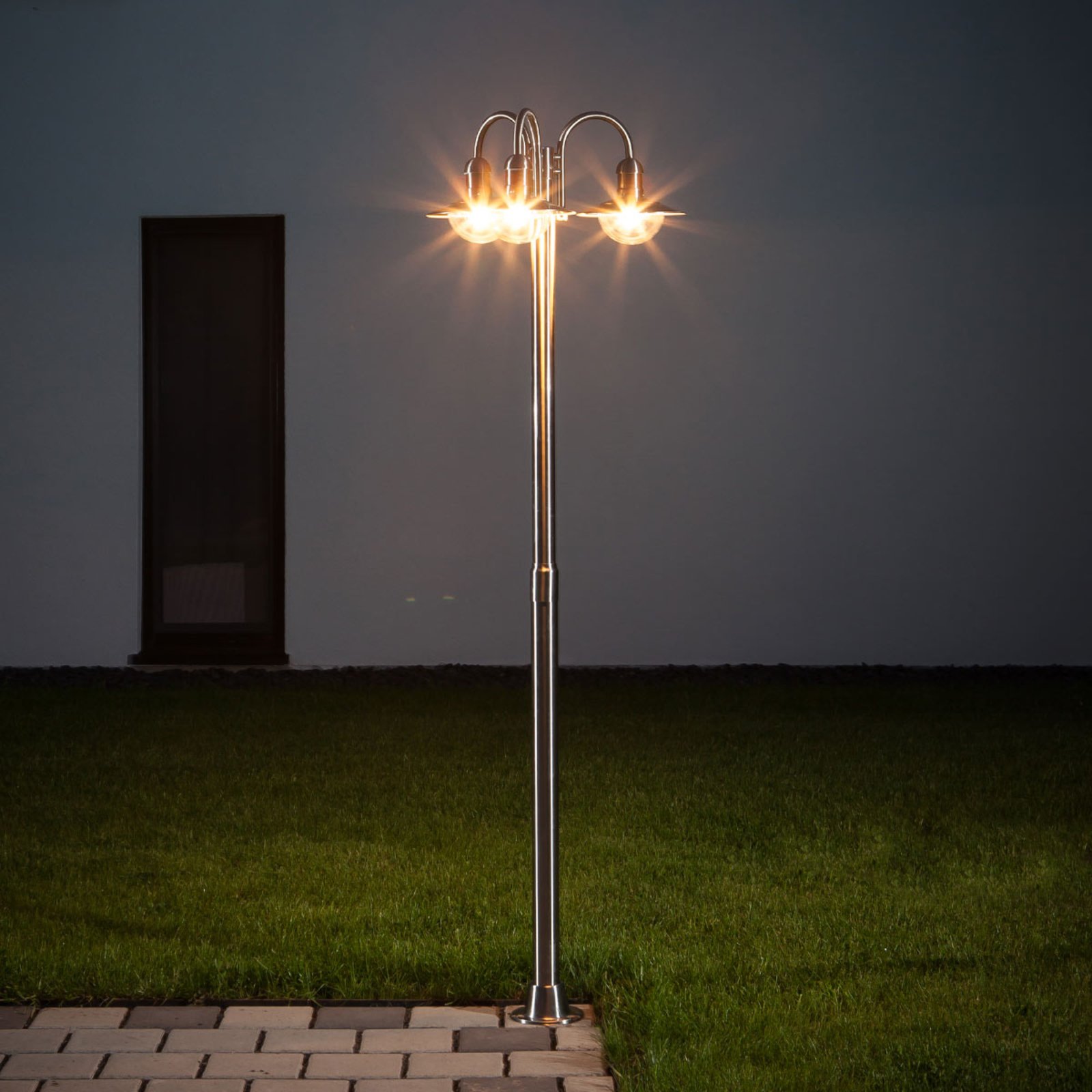 Lindby Außenleuchte Damion, 200 cm, 3-flammig, E27, IP44