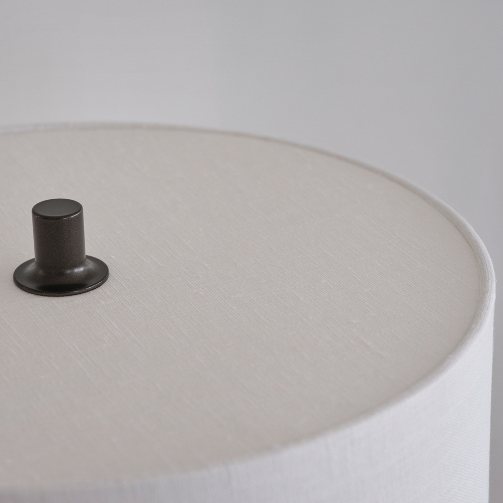 Lampada da tavolo Soft, bianco/bronzo, altezza 64 cm, lino - Belid