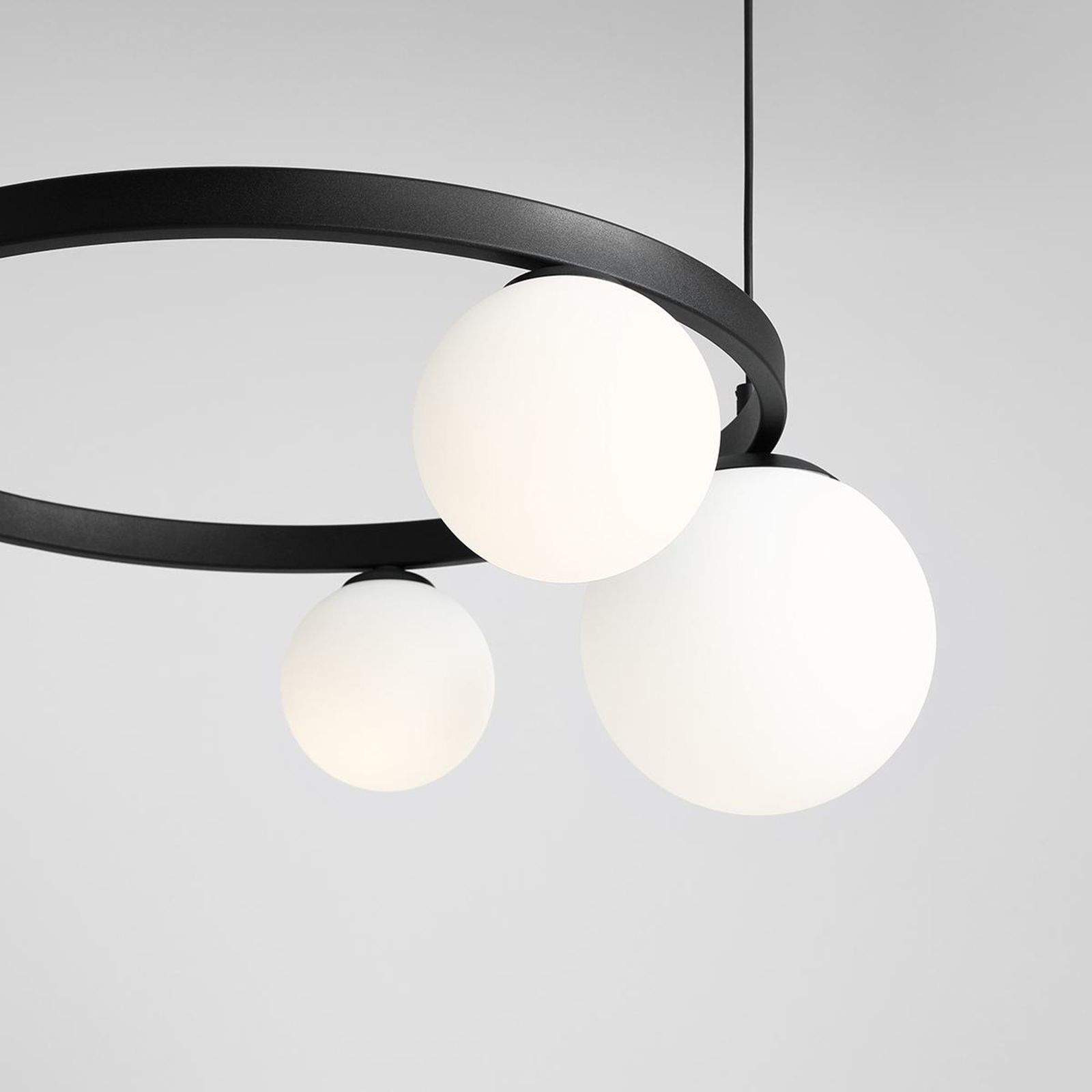 Suspension Garda 4, poutre, métal, verre, noir, 4 lampes