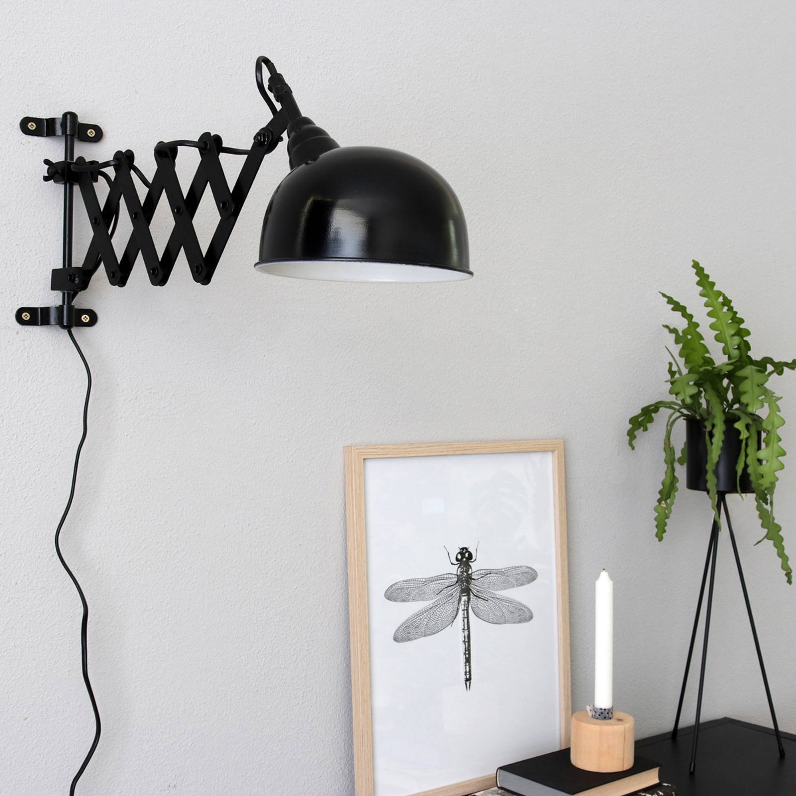 Steinhauer yorkshire ollós lámpa a falra, fekete színben