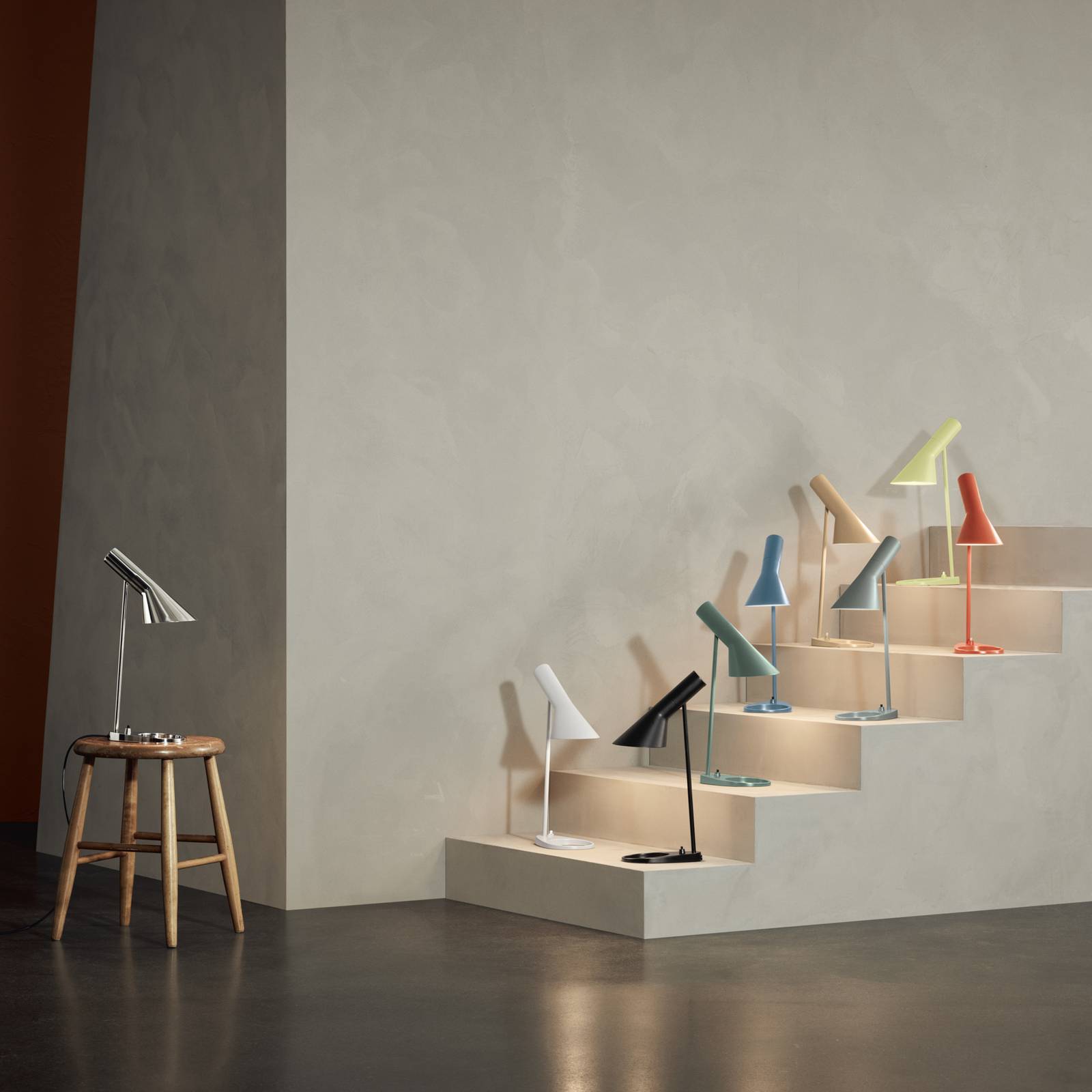 Louise Poulsen AJ designerska lampa stołowa Sander