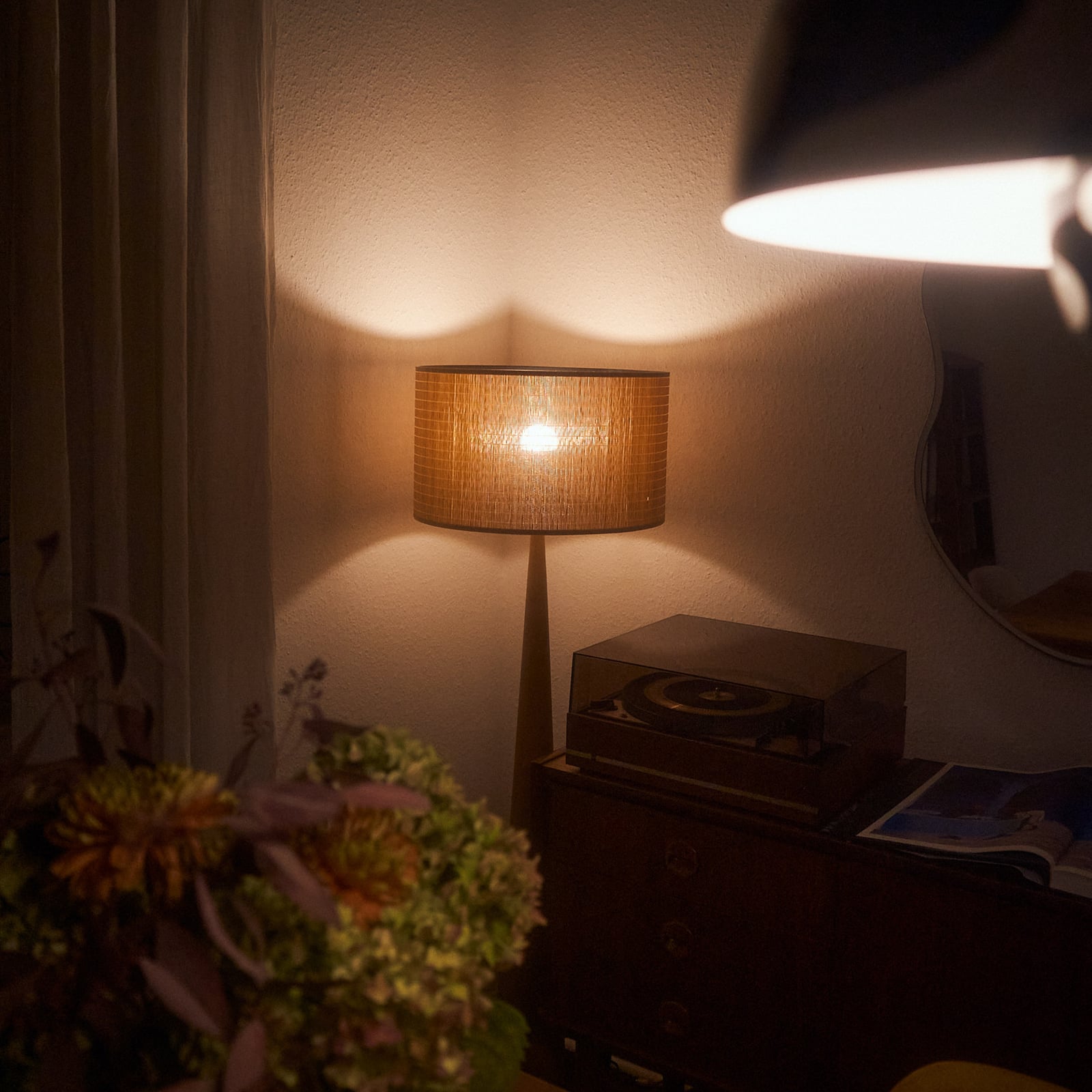 Fabrena Stehlampe, naturfarben, Bambus, Höhe 138cm - Lucande