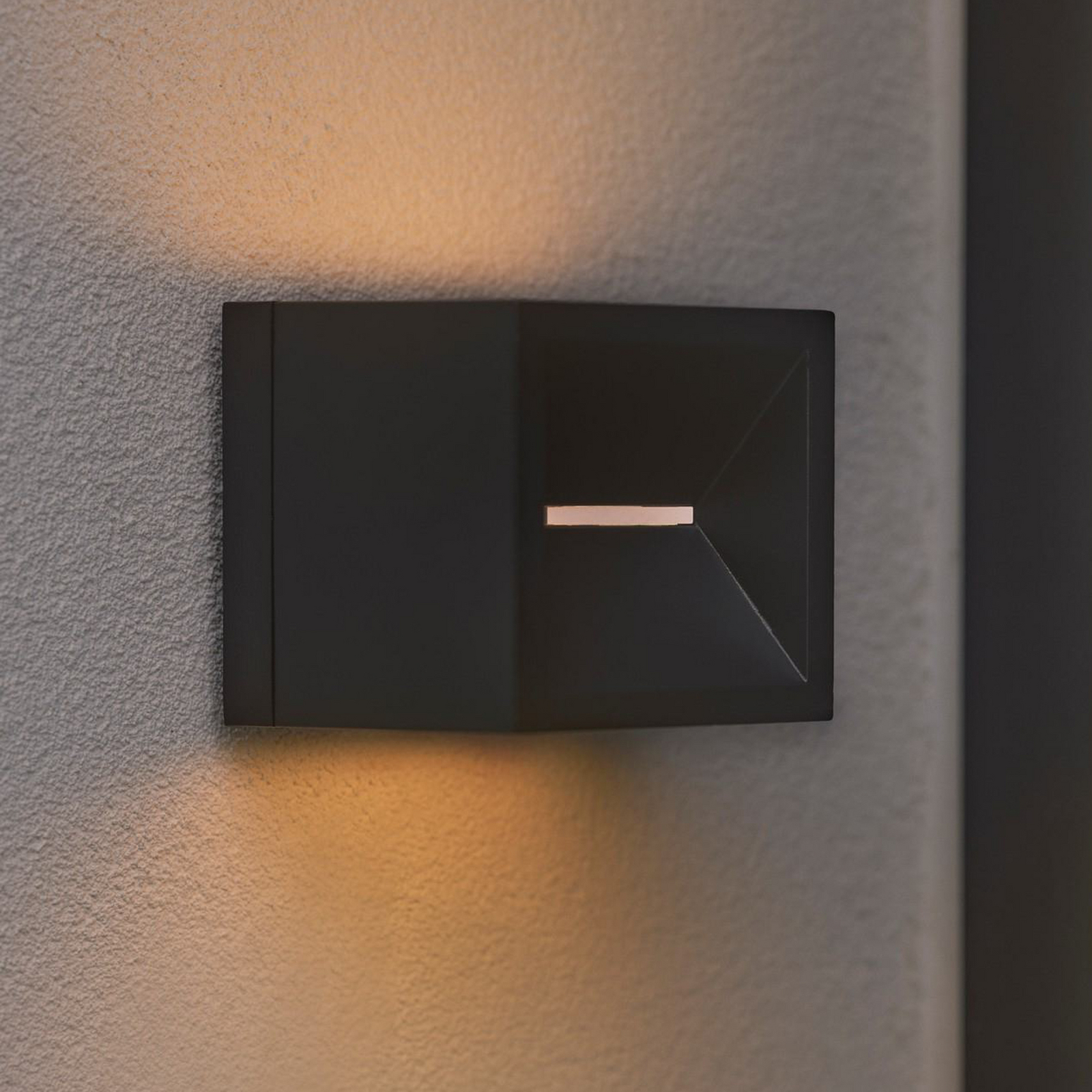 Rivo LED outdoor wall light, black, metal, IP54, up/down