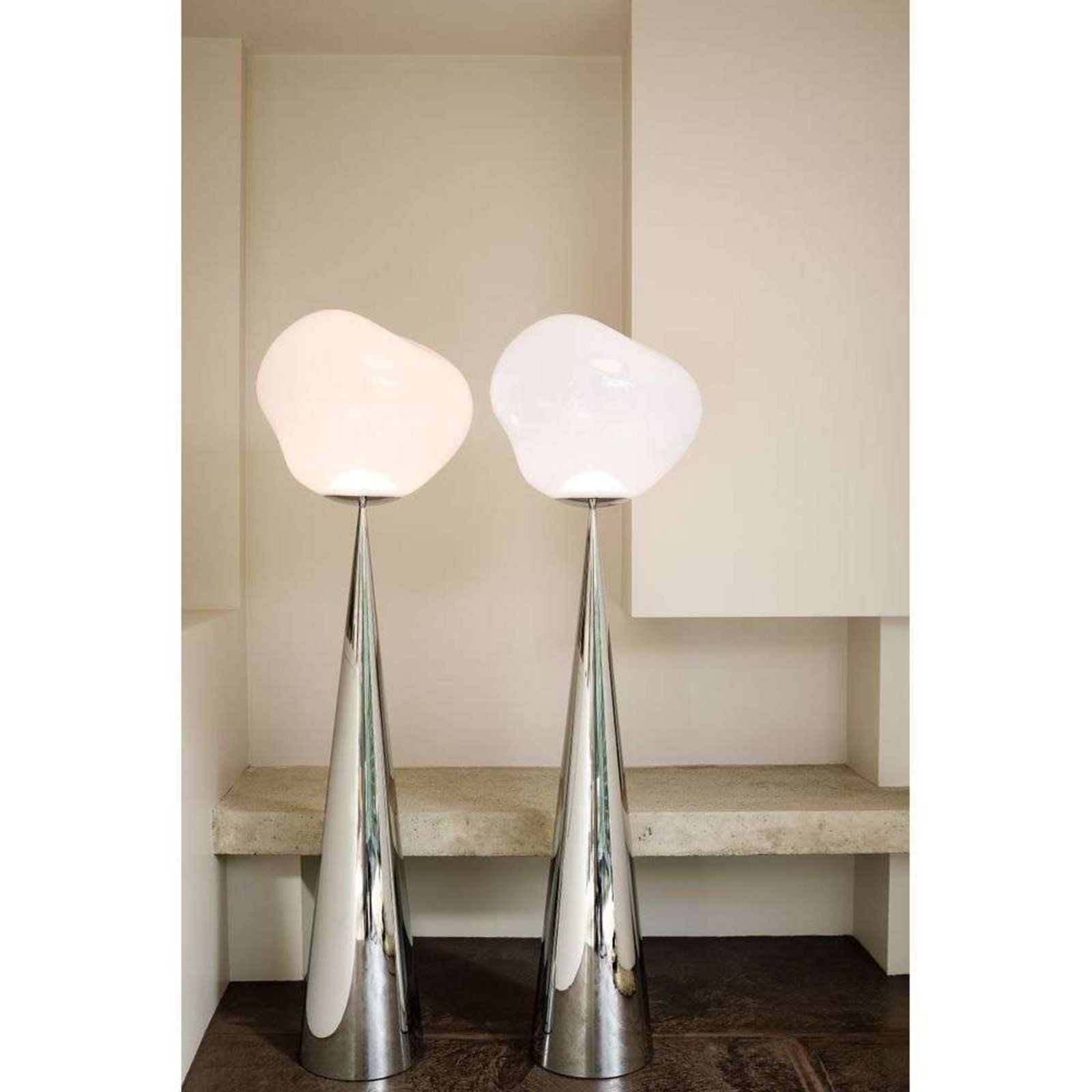 Melt Cone Fat Lampadaire Opal/Silver - Tom Dixon