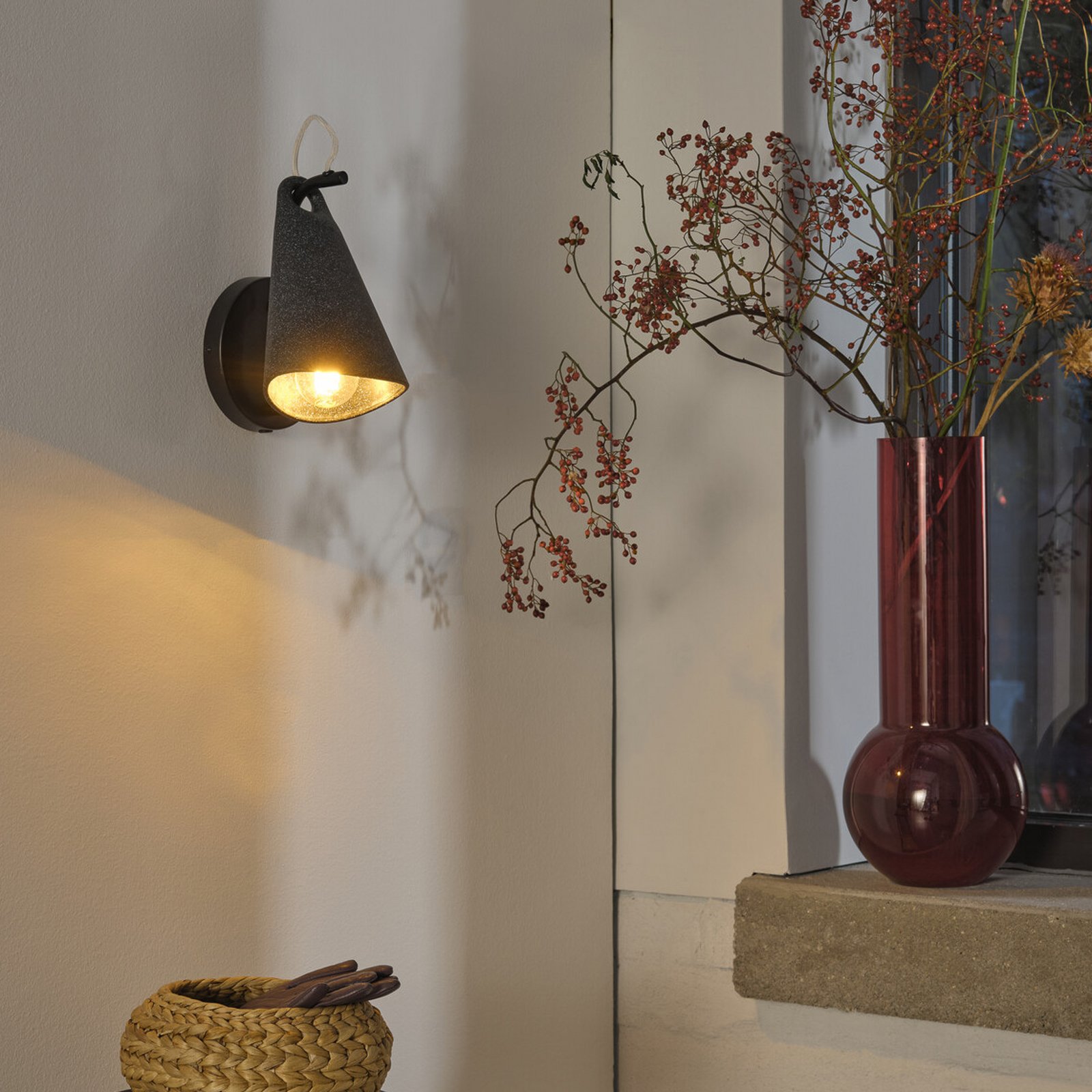 OSRAM Decor Bell wall light, black, steel, E27