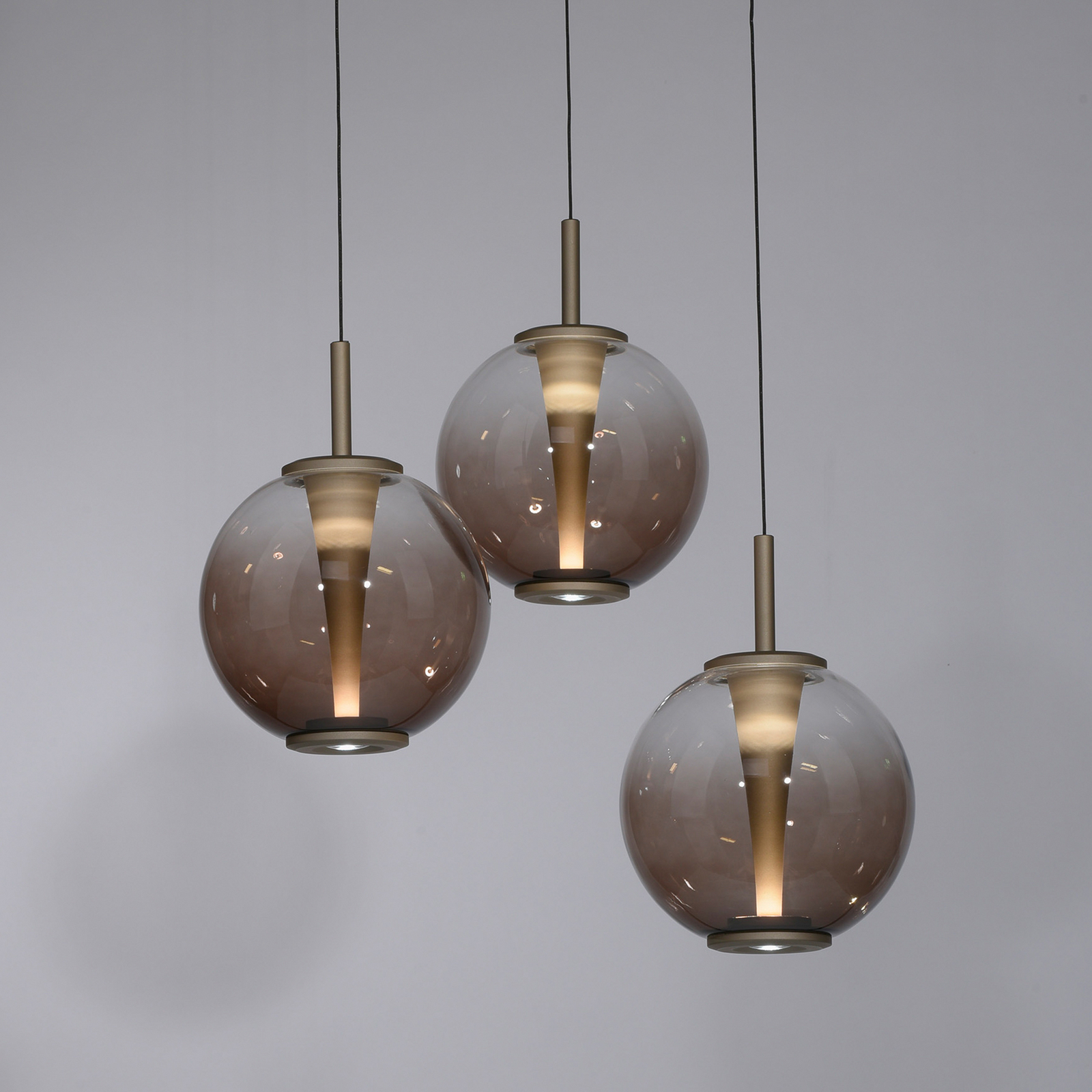 PURE LED-Hängelampe E-Infinity, bronze/amber, Ø 50 cm, CCT