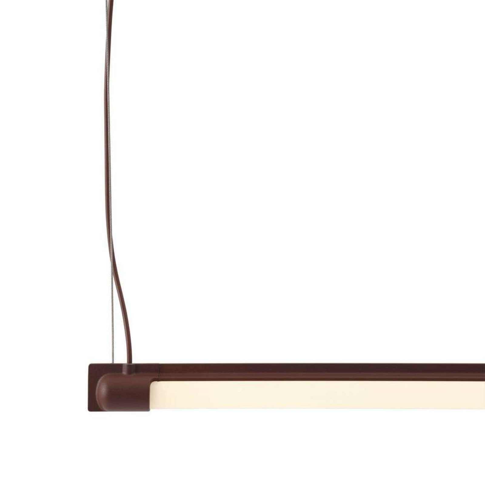 Fine Taklampa L90 Deep Red Muuto - Matsal - Aluminium | Produkter - Taklampor | Lampspecialisterna