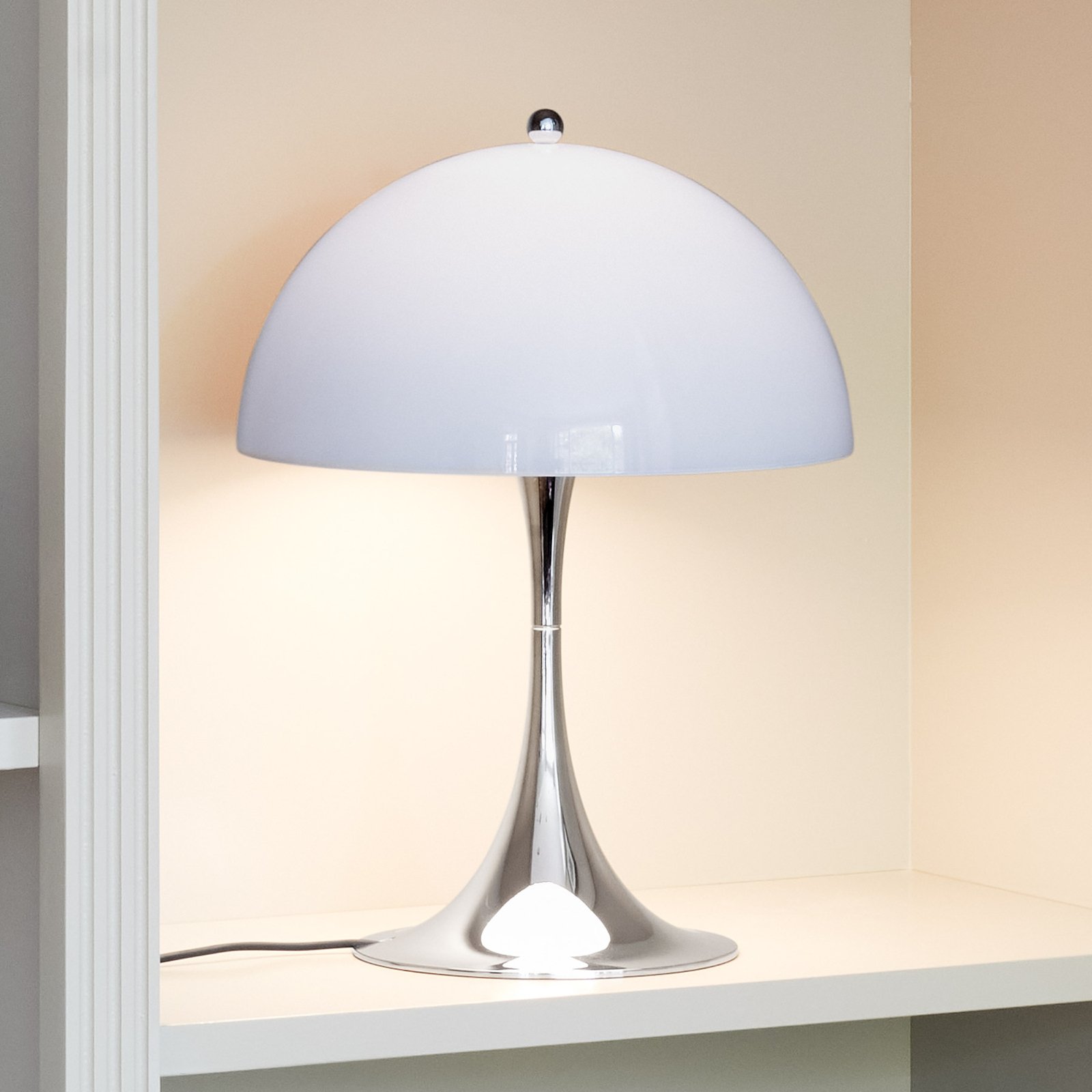 Panthella 250 Table Lamp Grey/Opal - Louis Poulsen