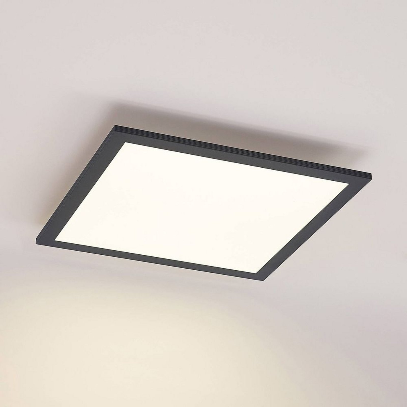 Nelios Stropné Lampa LED 4000K 40x40 Black - Lindby