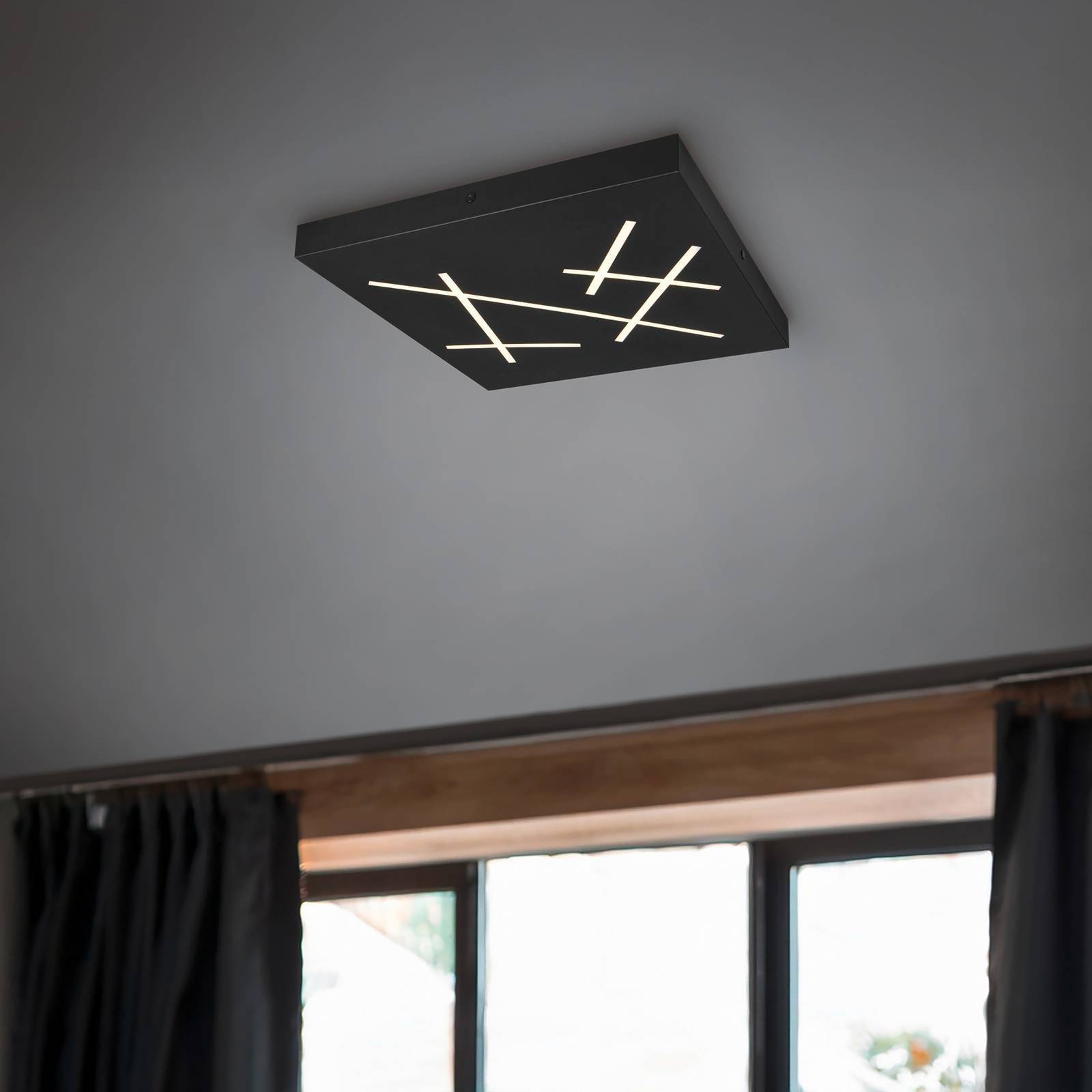 LED-Deckenlampe Snip, schwarz matt, Länge 50 cm, Metall, CCT günstig online kaufen