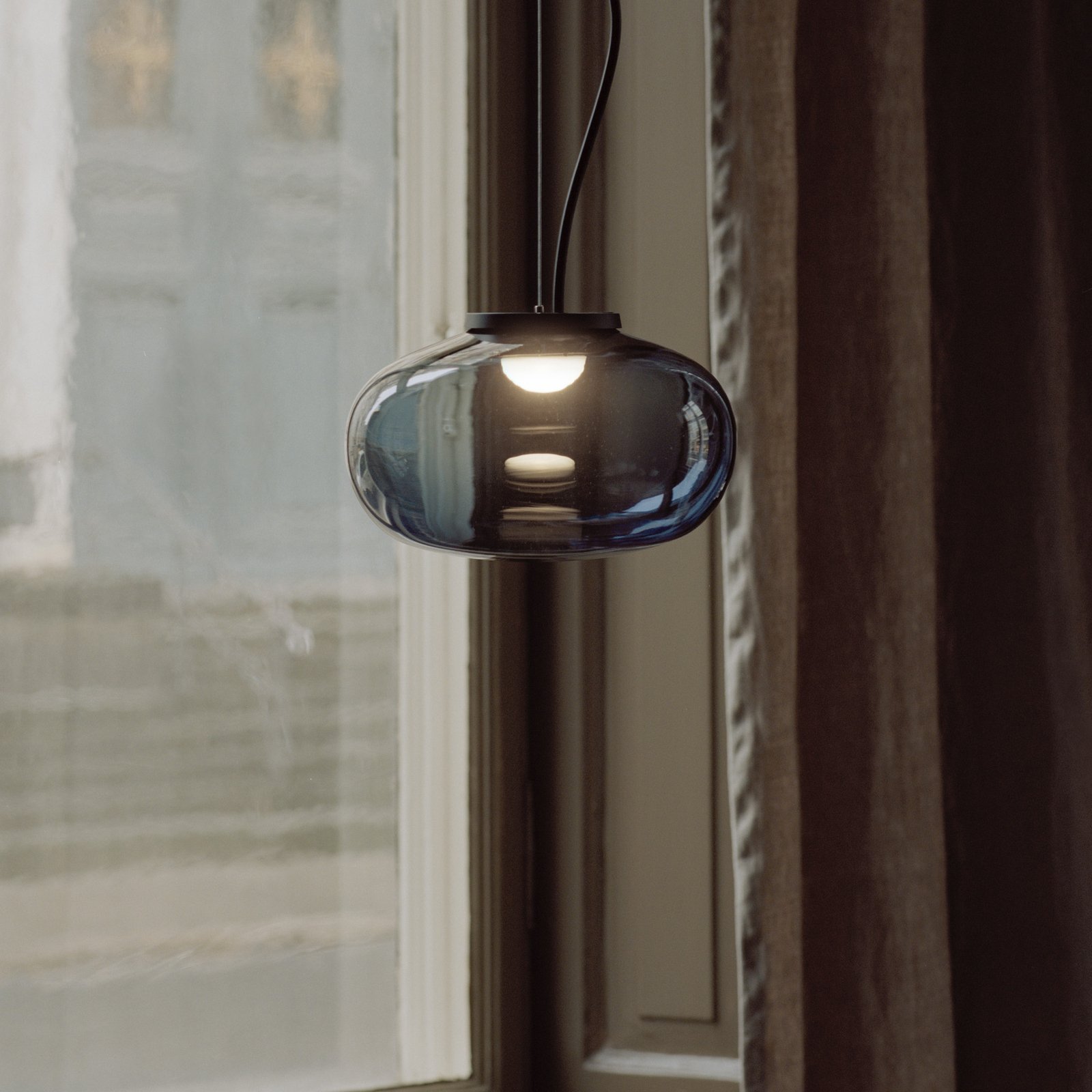 Karl-Johan Riippuvalaisin Ø230 Smoked Glass - New Works