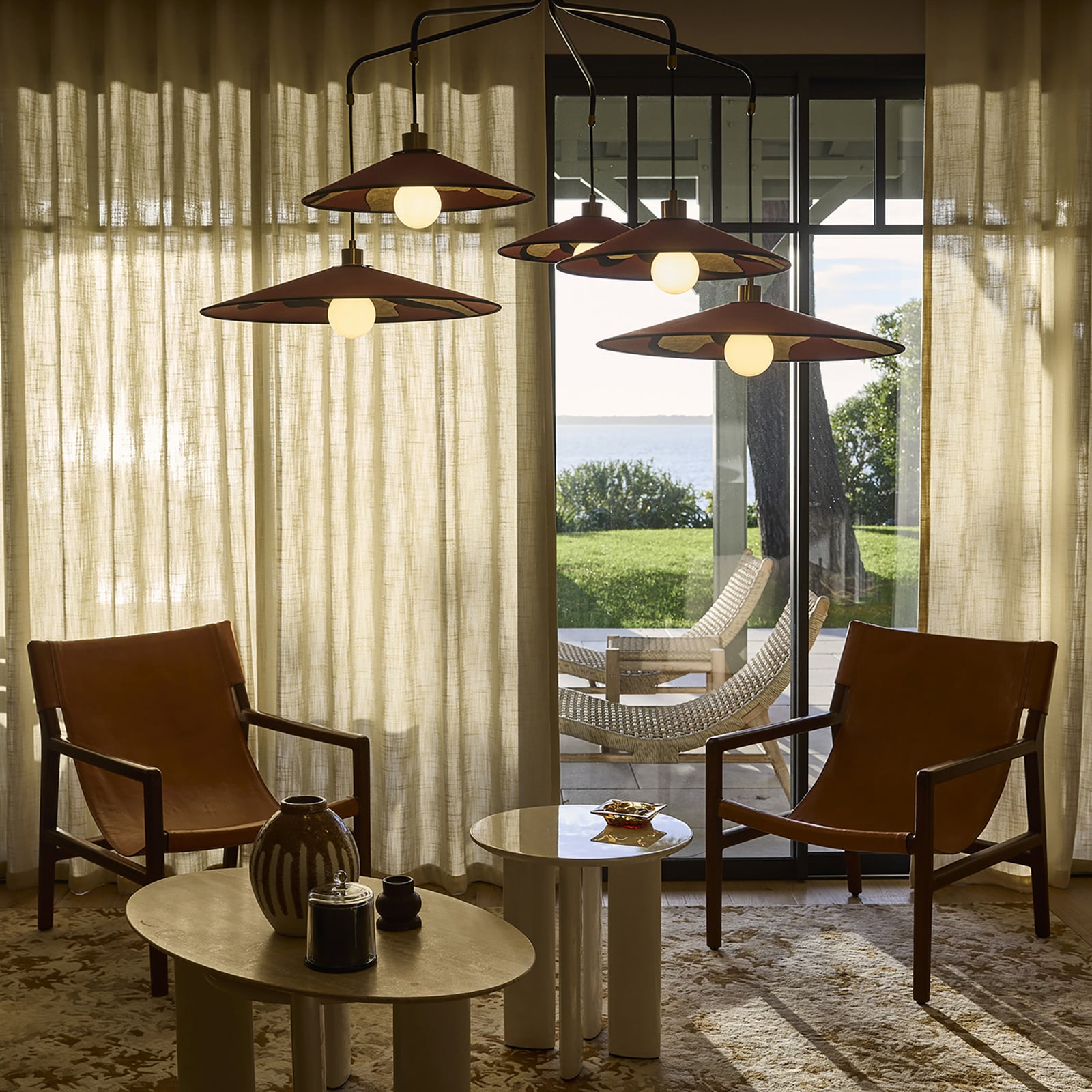 MARKET SET piekaramā lampa Sonia Laudet, masala, 5 spuldzes, E27 MARKET SET piekaramā lampa Sonia Laudet, masala, 5 spuldzes, E27