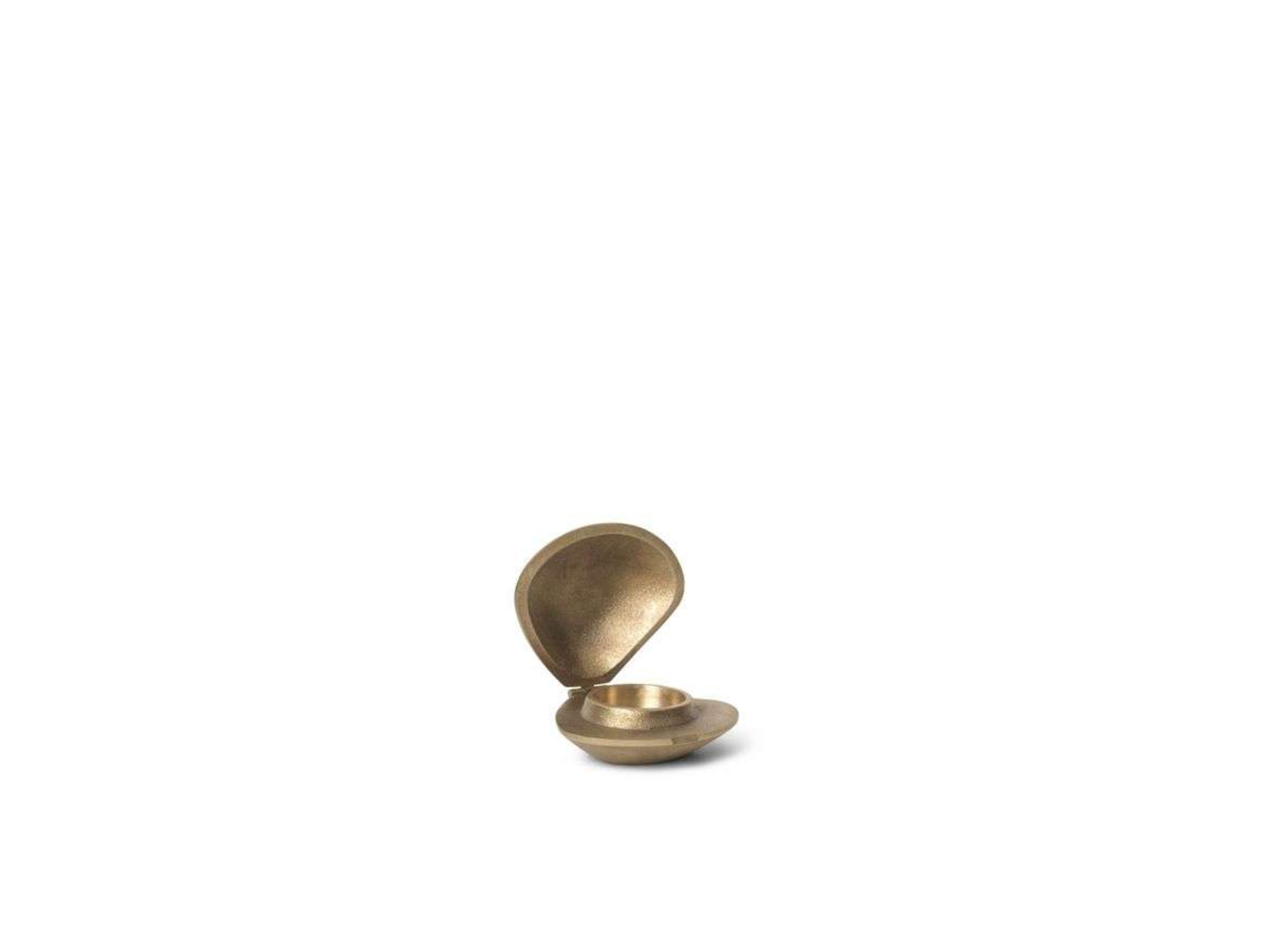 Clam Kynttilänjalka Brass - Ferm Living