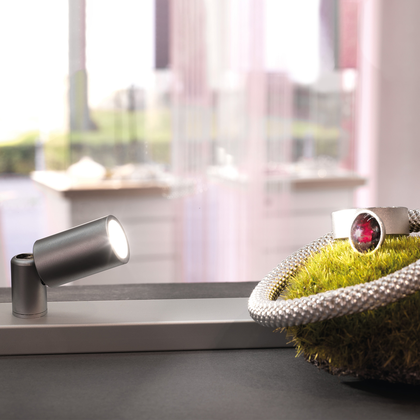 HERA LED Point spotlight, anodised aluminium, 5,000 K, for Living / Dining Room, brass, 1 W, energy efficiency: A++, L: 5.2 cm