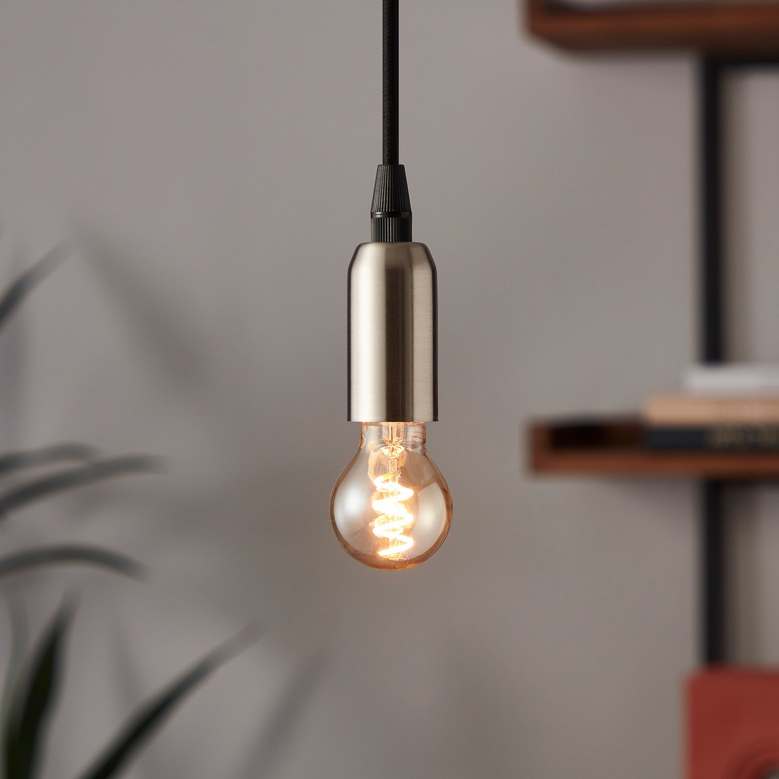Ampoule LED E14 4W P45 2.000K filament ambre à intensité variable