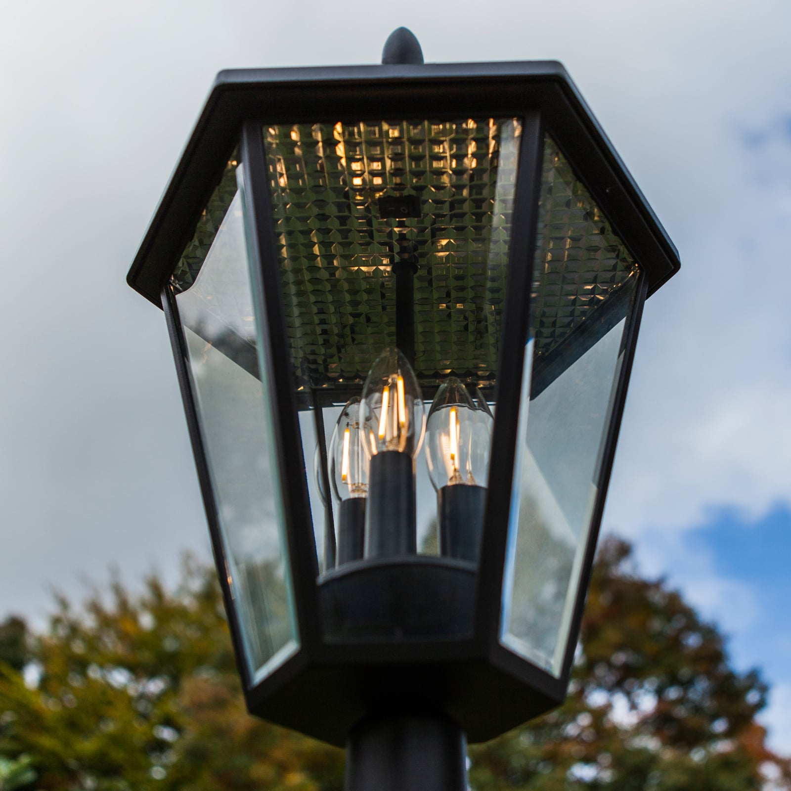 LED buitenlamp op zonne-energie LONDON, zwart, hoogte 227 cm, IP44