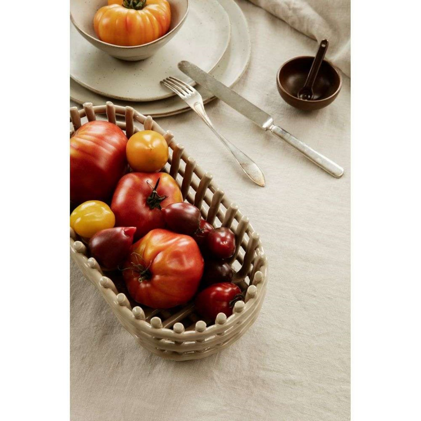 Ceramic Basket Oval Cashmere - ferm LIVING