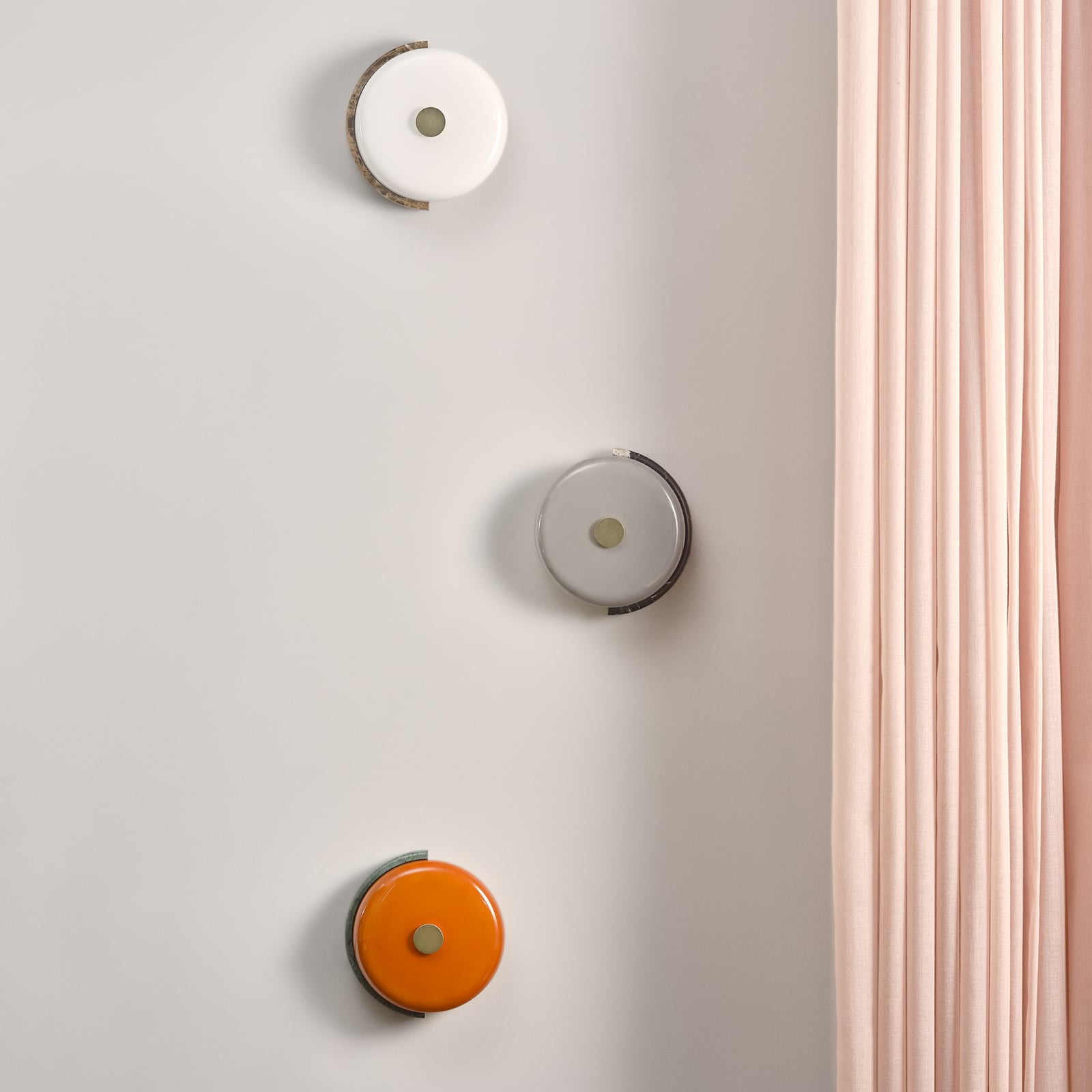 Applique murale LED Trip, gris cendré/gris, verre - DESIGN BY US