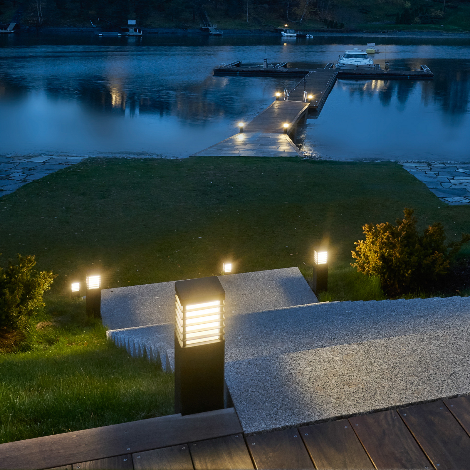 Lampă stâlpișor Halmstad 85 cm, suport de beton, negru - Norlys