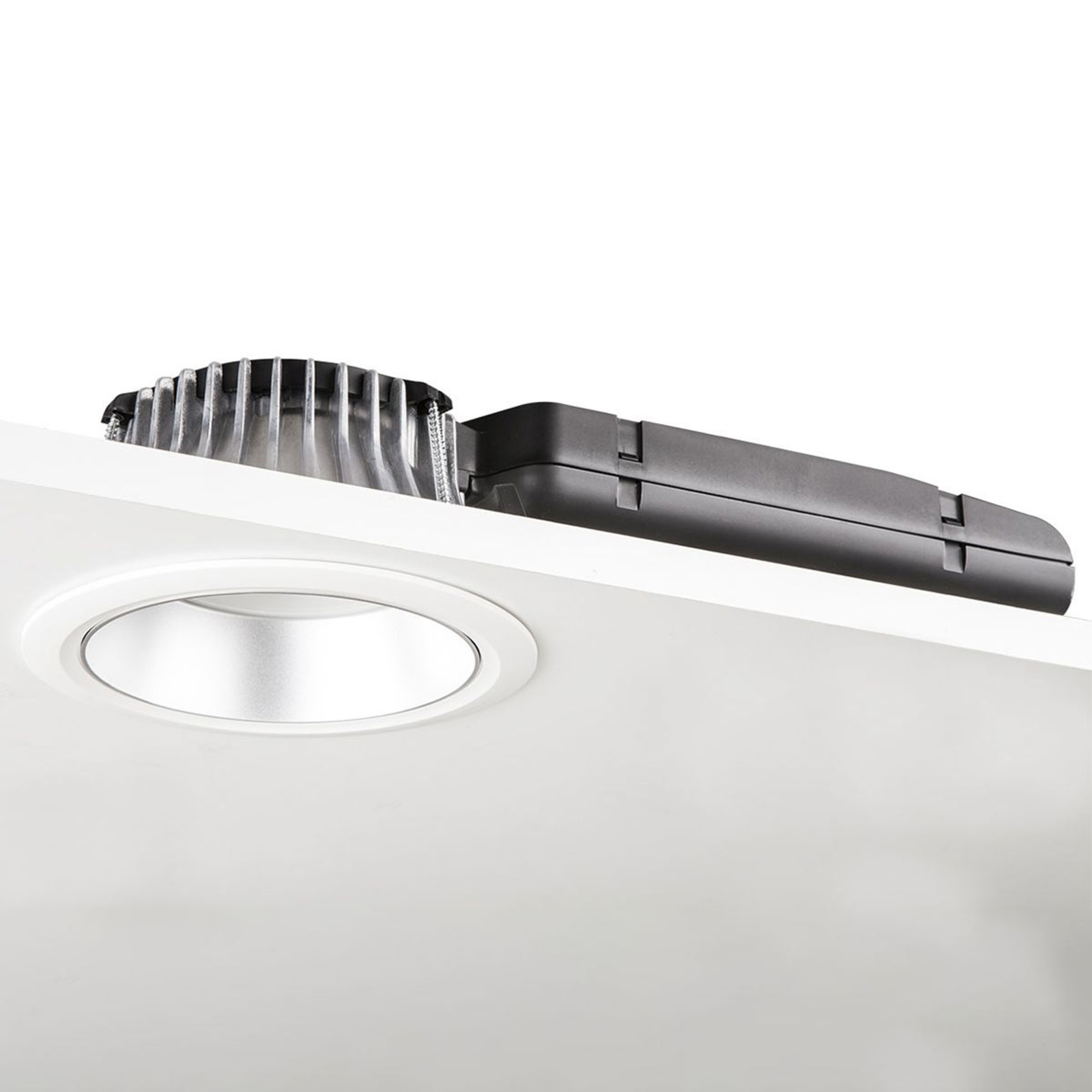 GLamOX D70-RF155 LED downlight HF 4000K matt white/silver, for Hallway, aluminium, polycarbonate, 14 W, energy efficiency: A+, L: 37.4 cm, H: 9.2 cm