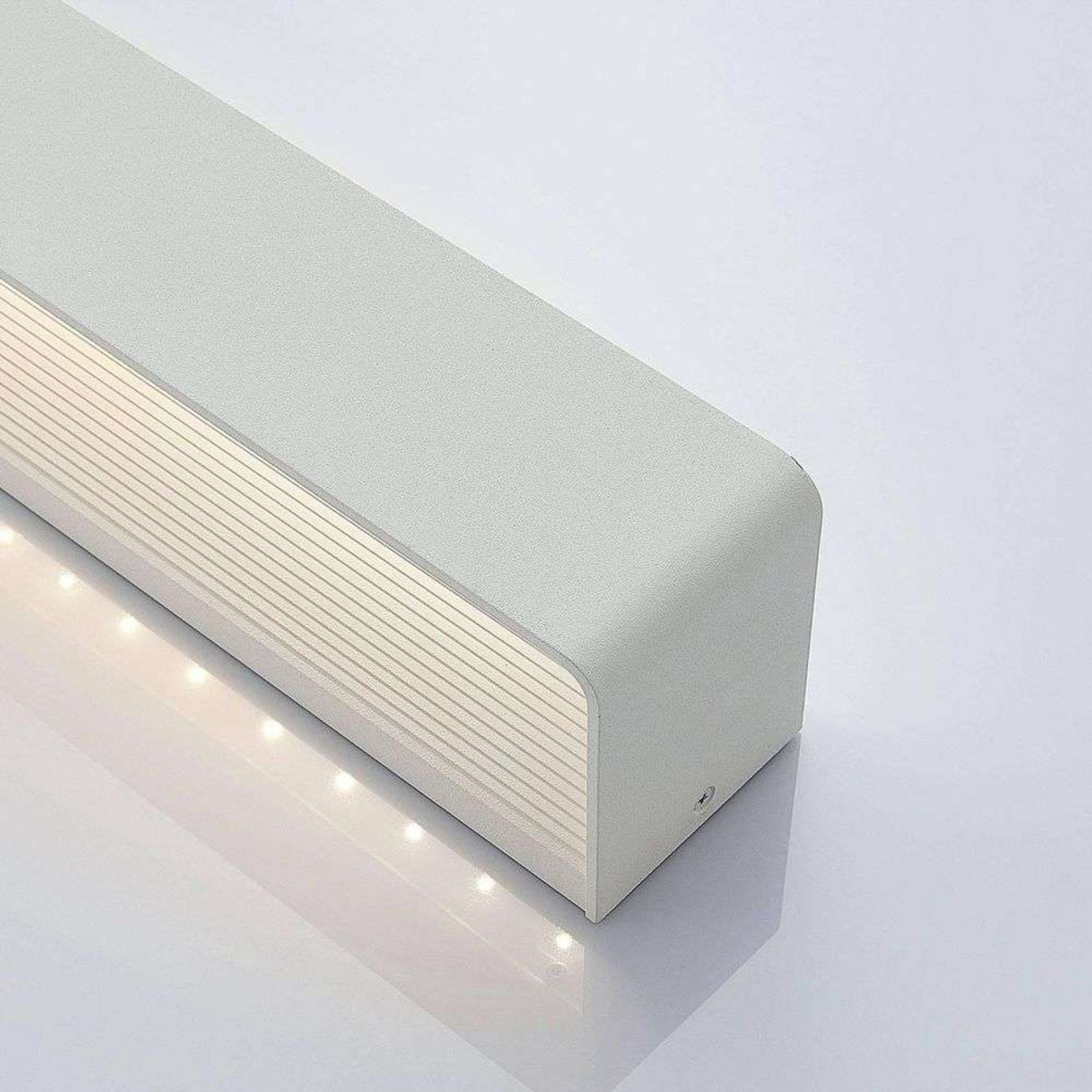 Lonisa LED Aplică de Perete W53 White - Lindby