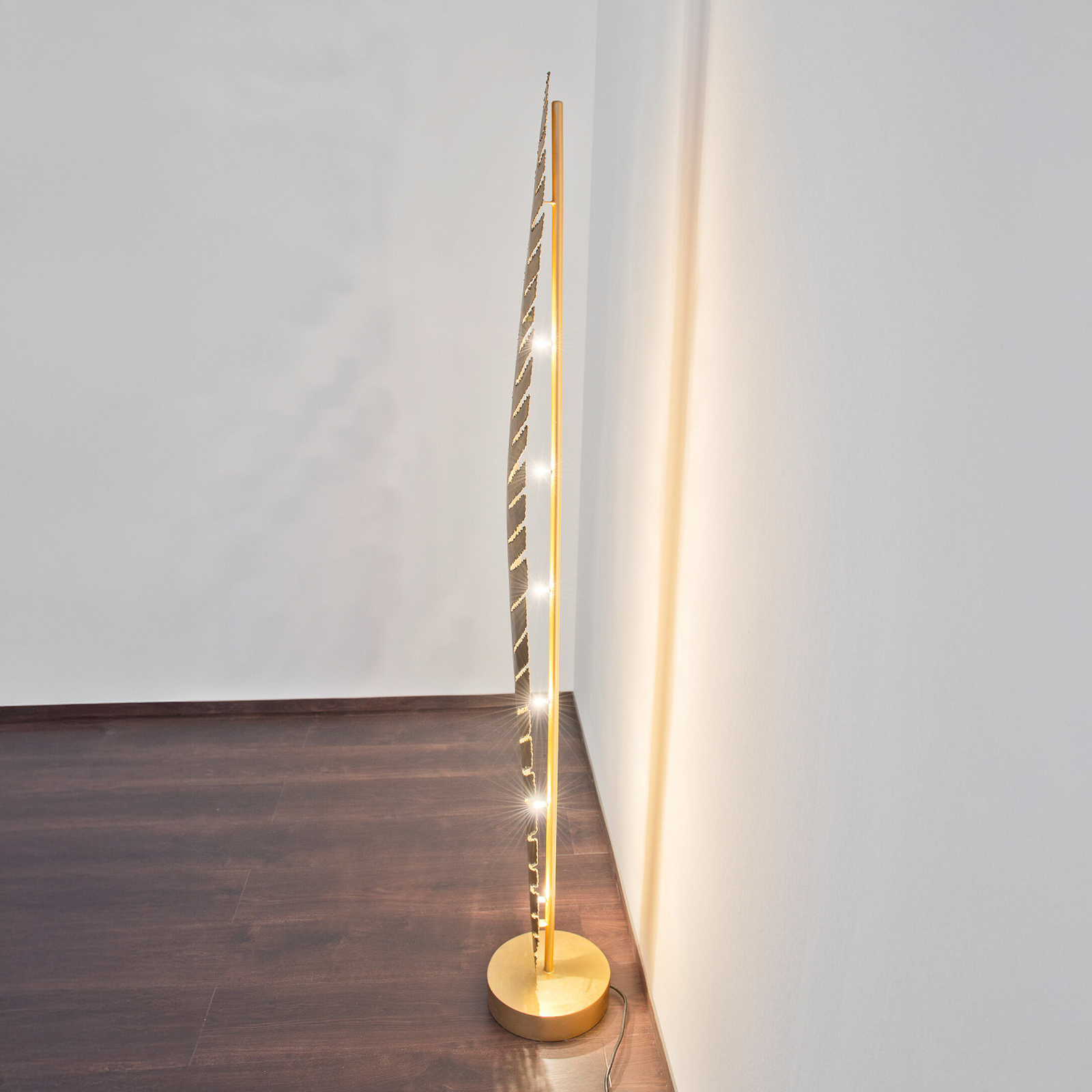 PIETRO-lattiavalaisin, kullanvärinen, korkeus 152 cm, metallia, 6 x G4