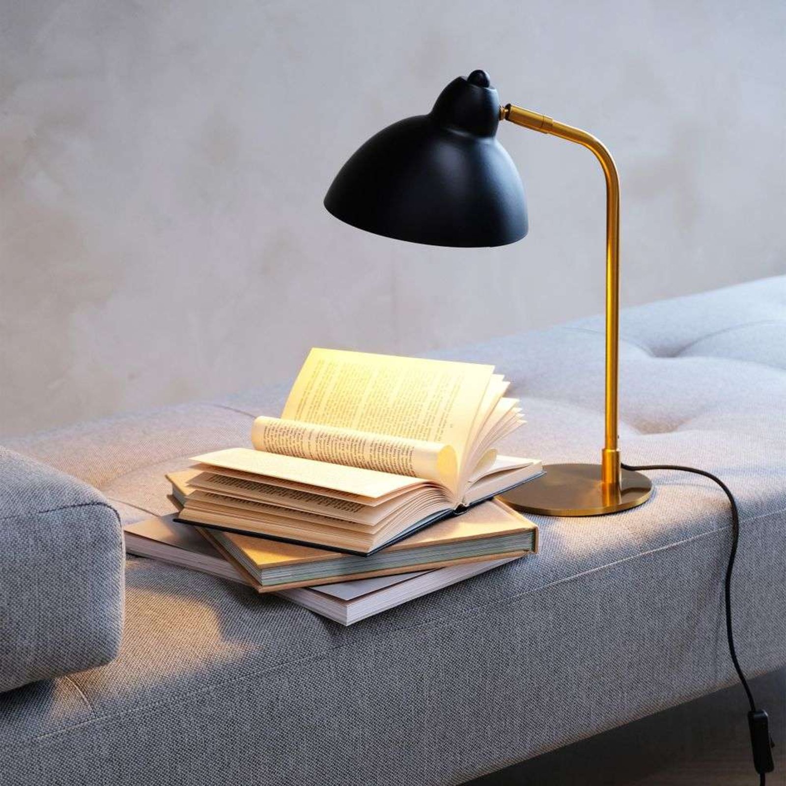 Futura Lampada da Tavolo Small Black/Brass - DybergLarsen