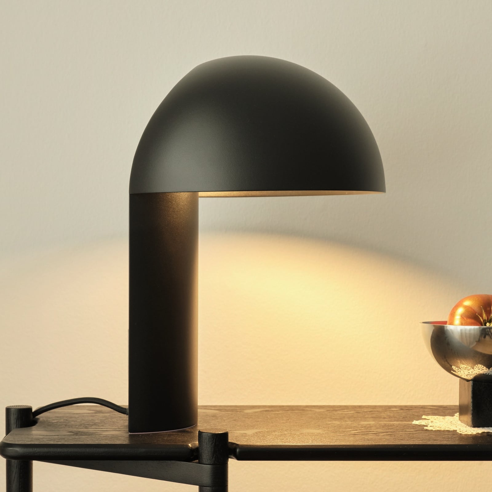 Leery Tischlampe, schwarz, Höhe 40 cm, Stahl, E27 - Gejst