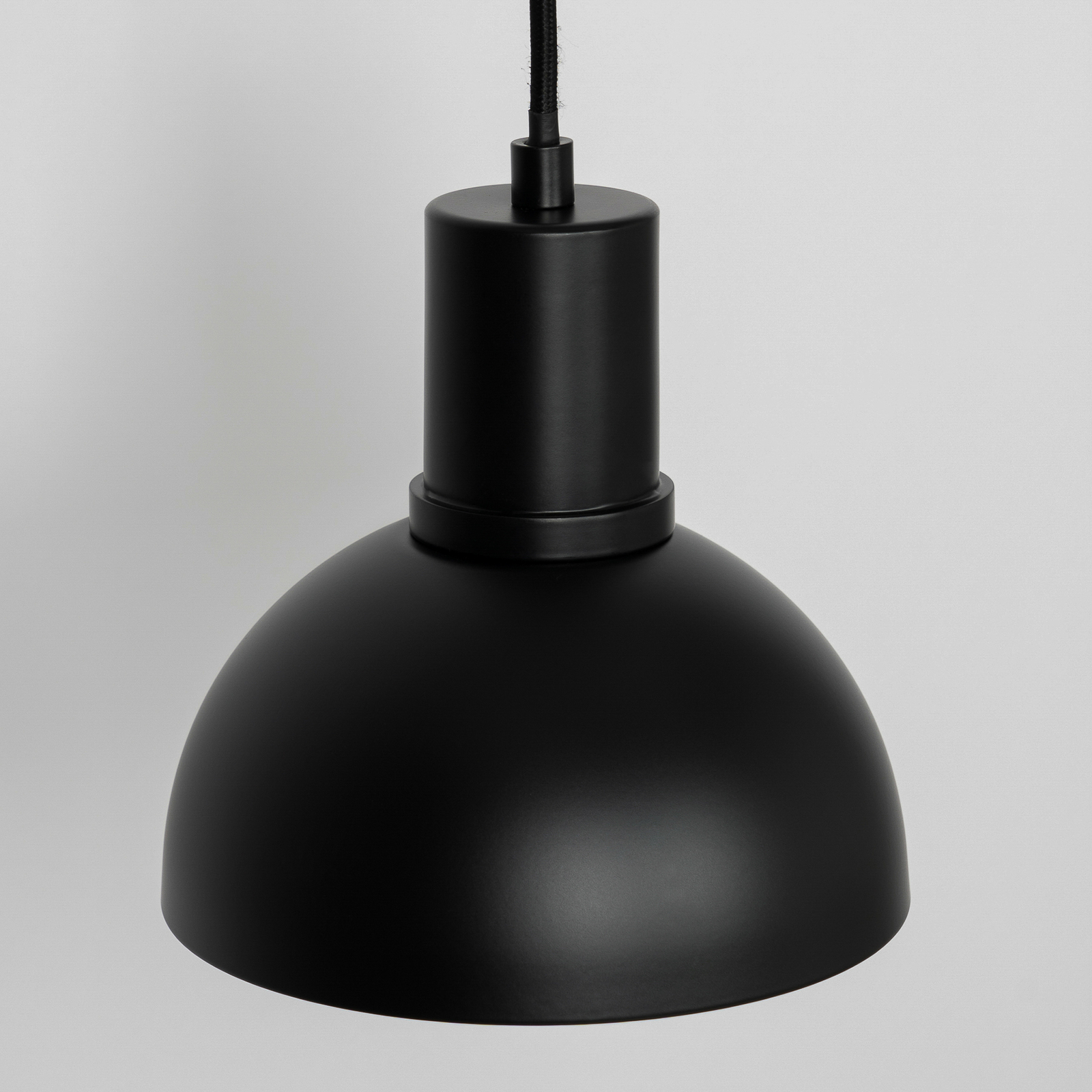 Lucande Mostrid závesná lampa, čierna, 1-plameňová
