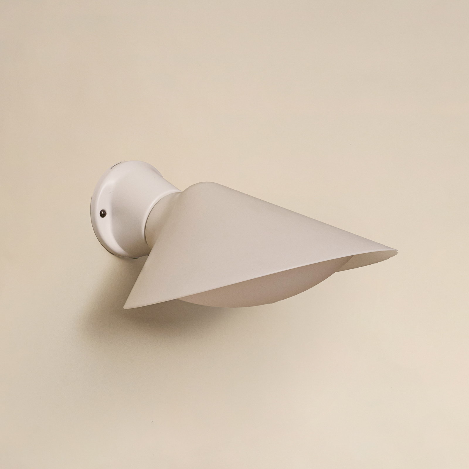 Applique Plume, alluminio/plastica, bianca - DCW