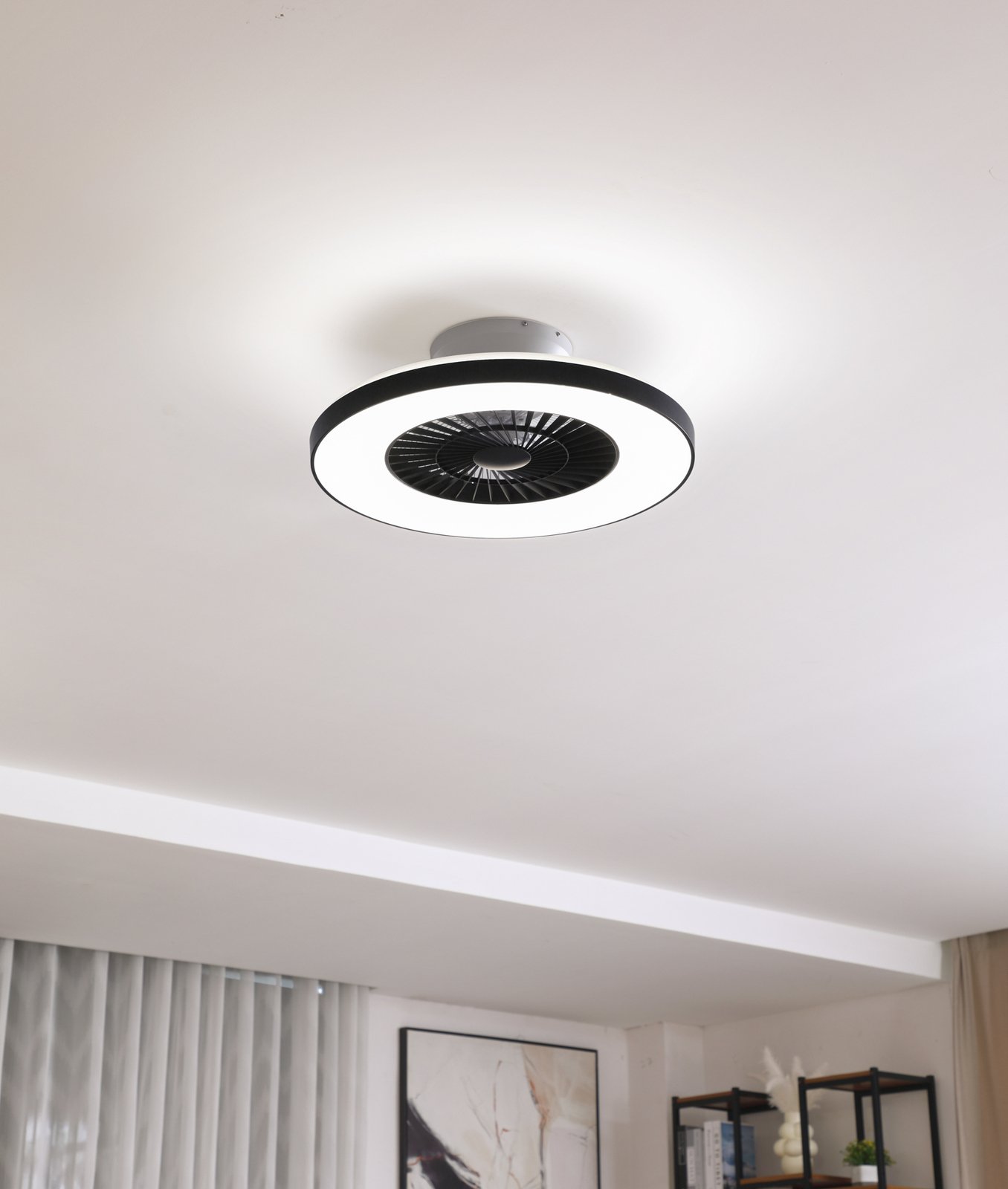 Lindby Smart LED-loftventilator Paavo, sort, støjsvag,Tuya