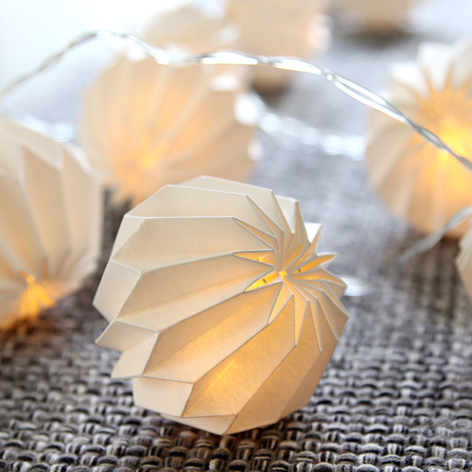 Zachte LED-lichtketting Paper Flower wit