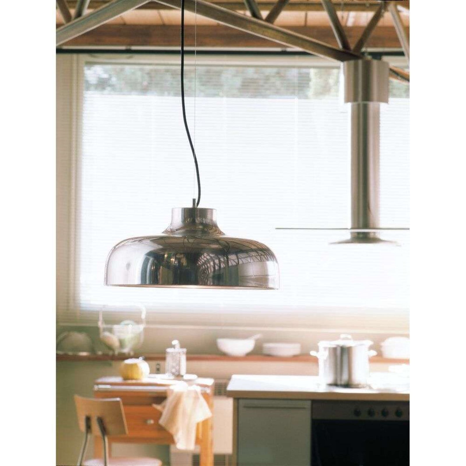 M68 Taklampa Aluminium Santa & Cole - Vardagsrum