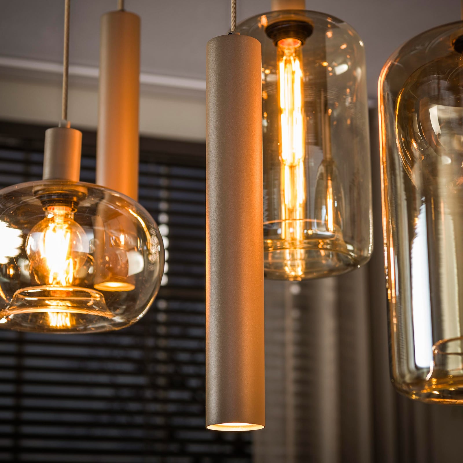 Pendelleuchte Serene, beige, Glas, 7-flammig, E27, GU10 Pendelleuchte Serene, beige, Glas, 7-flammig, E27, GU10