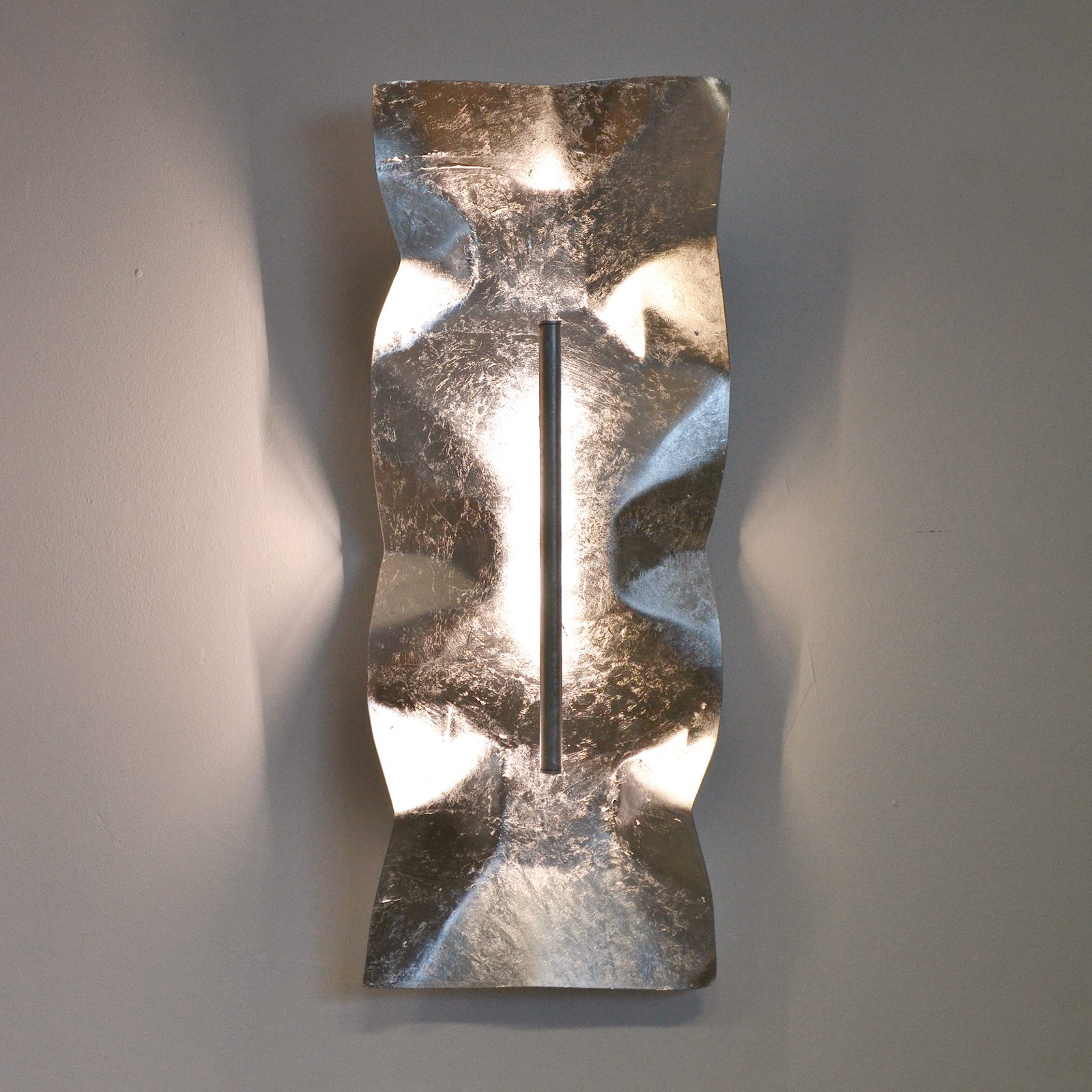 Knikerboker Crash Tube LED-Wandleuchte, 60x25cm