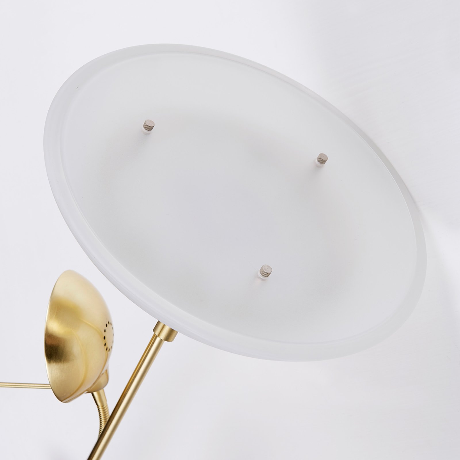 Yveta Floor Lamp Brass/White - Lindby
