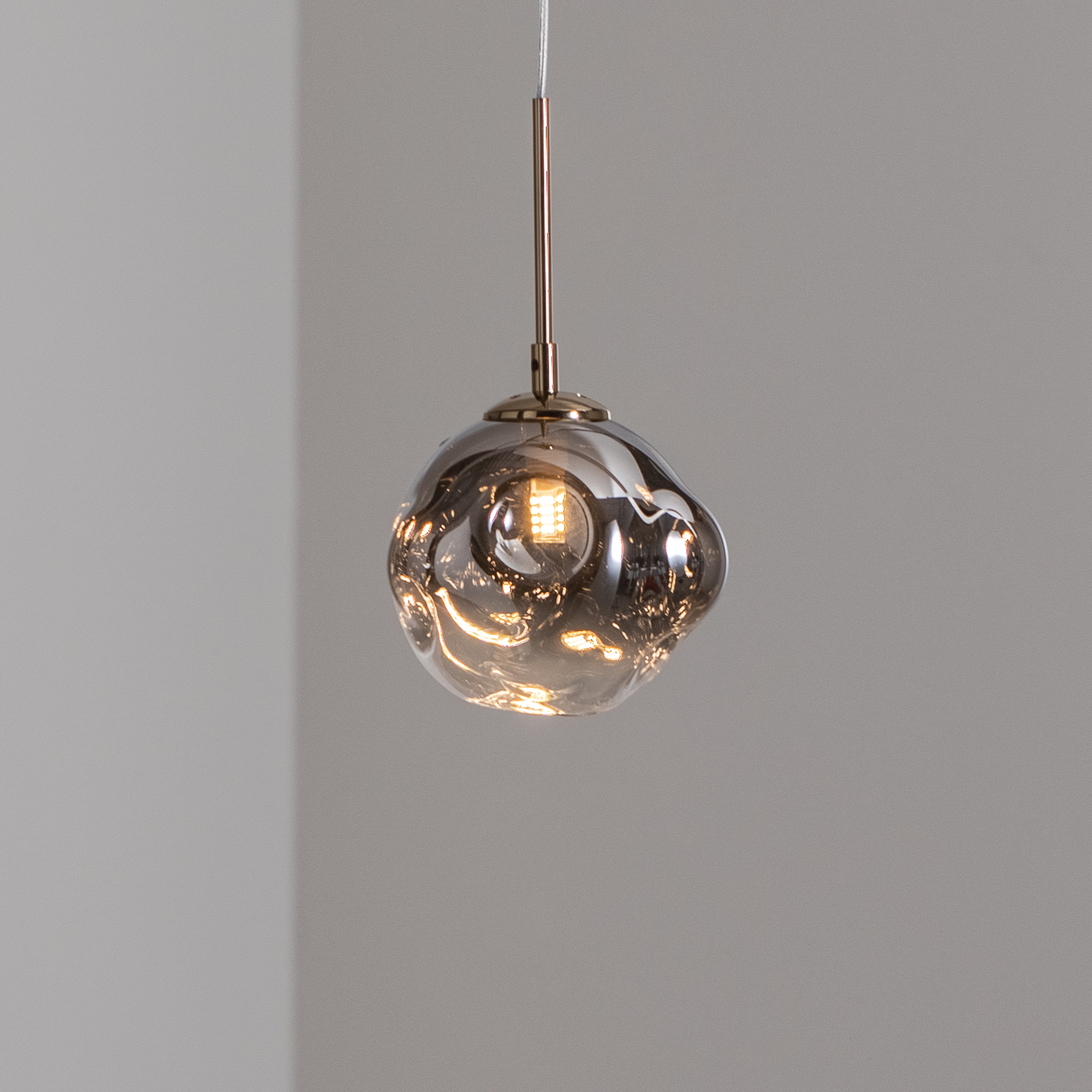 Lampada a sospensione Herman, colore oro, Ø 18 cm, vetro, ferro